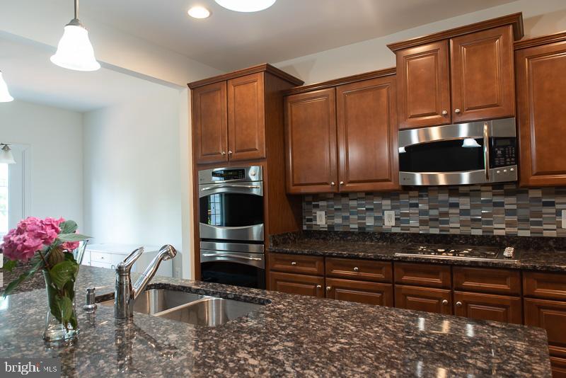 PMW FARMS - Residential