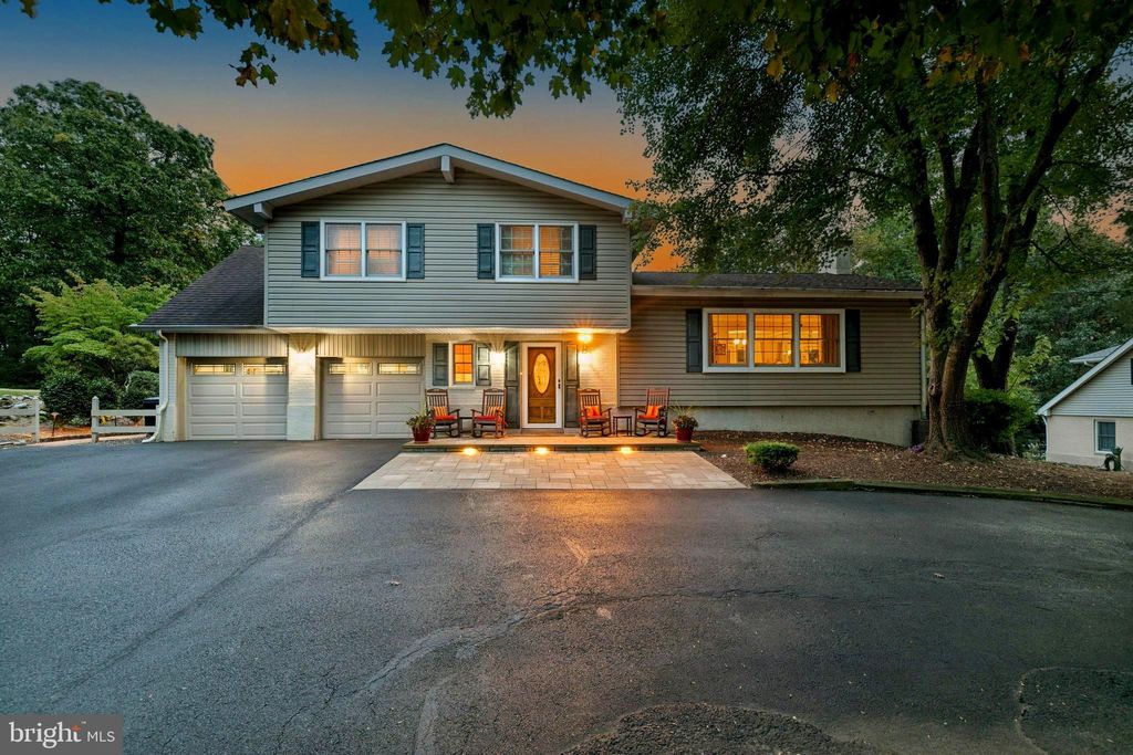 Photo of 2315 Fairway Road, HUNTINGDON VALLEY, PA 19006 (MLS # PAMC2157358)