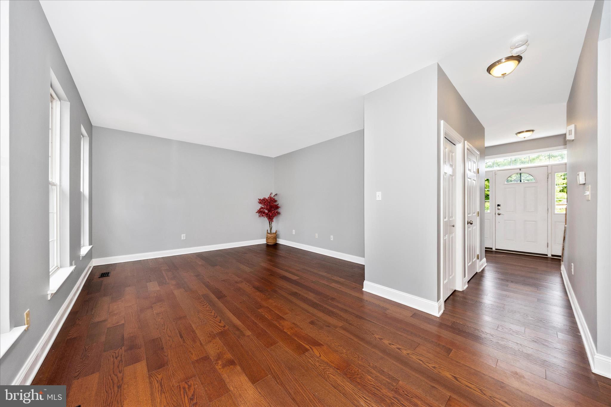 CRESTVIEW - Residential