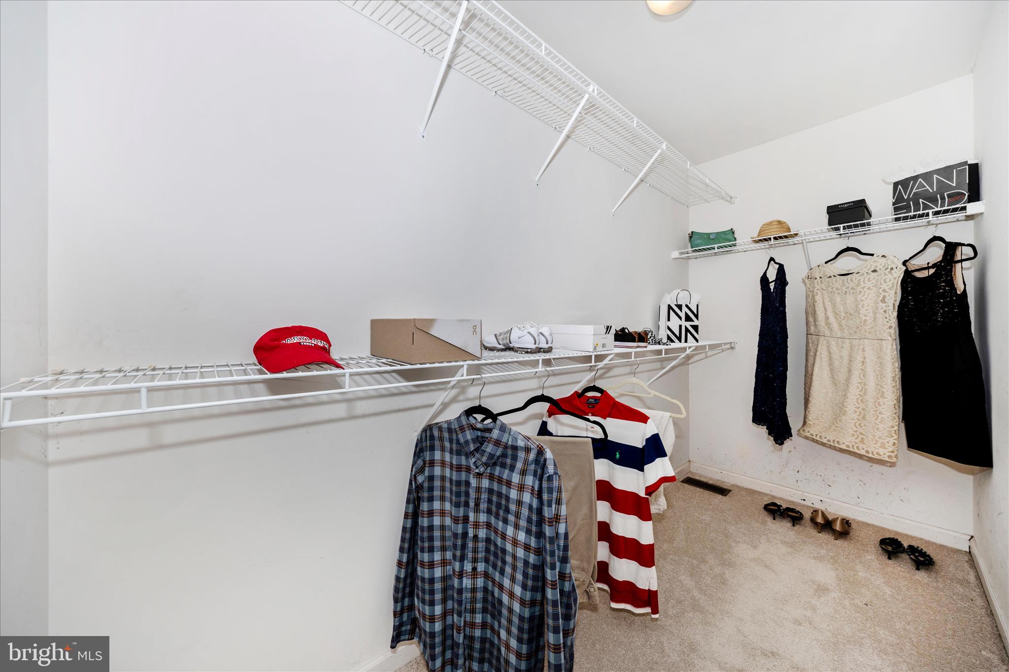 CRESTVIEW - Residential