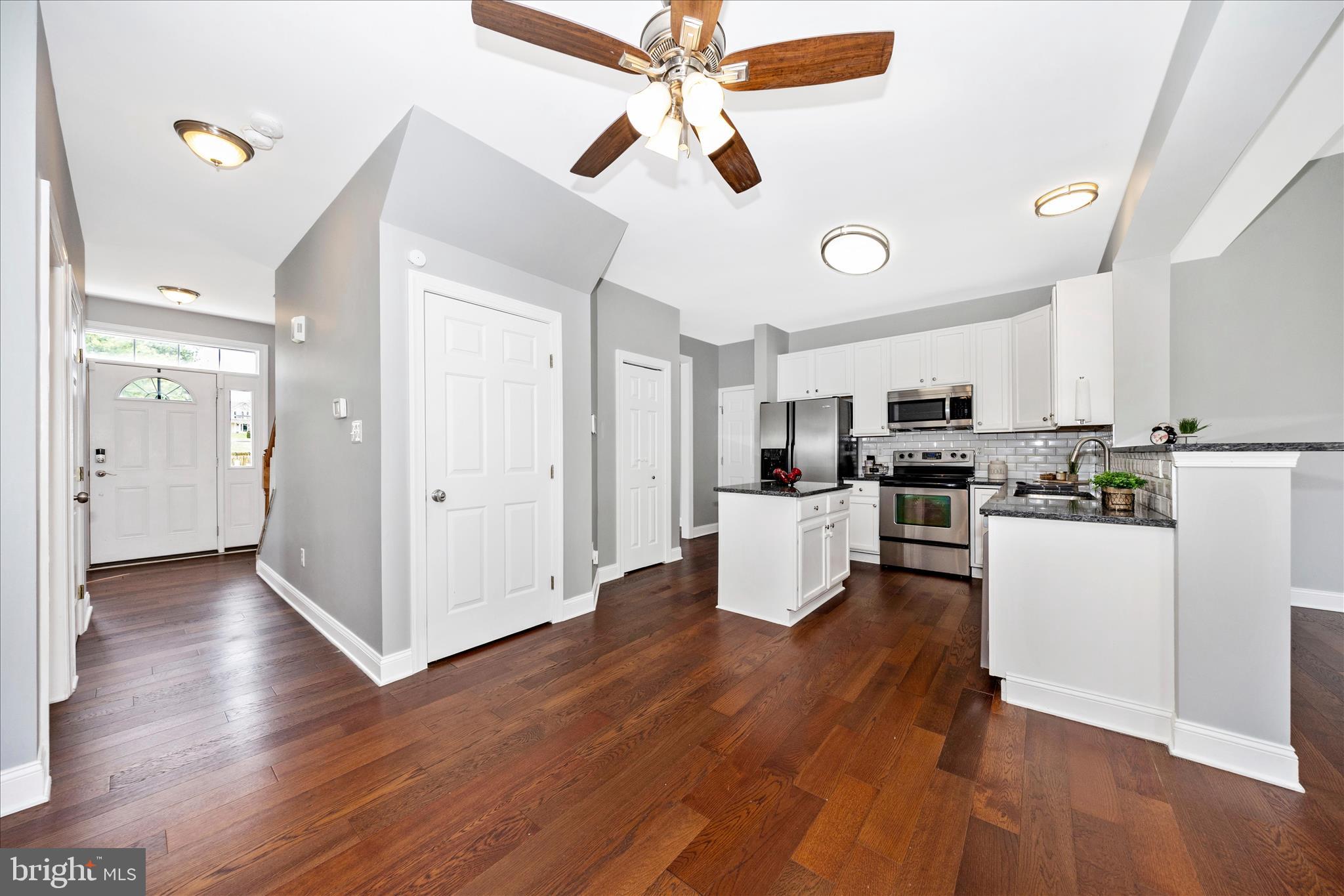 CRESTVIEW - Residential