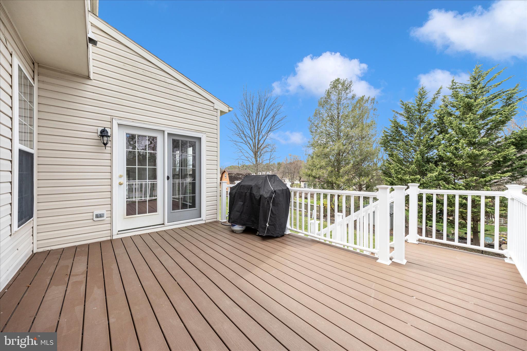 CRESTVIEW - Residential