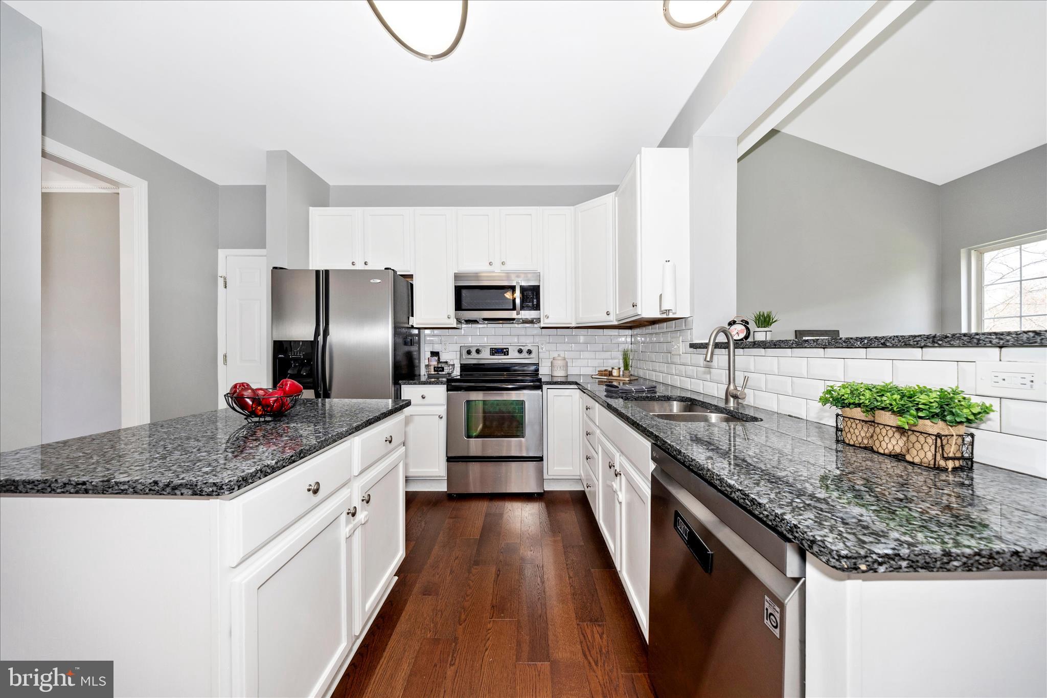 CRESTVIEW - Residential