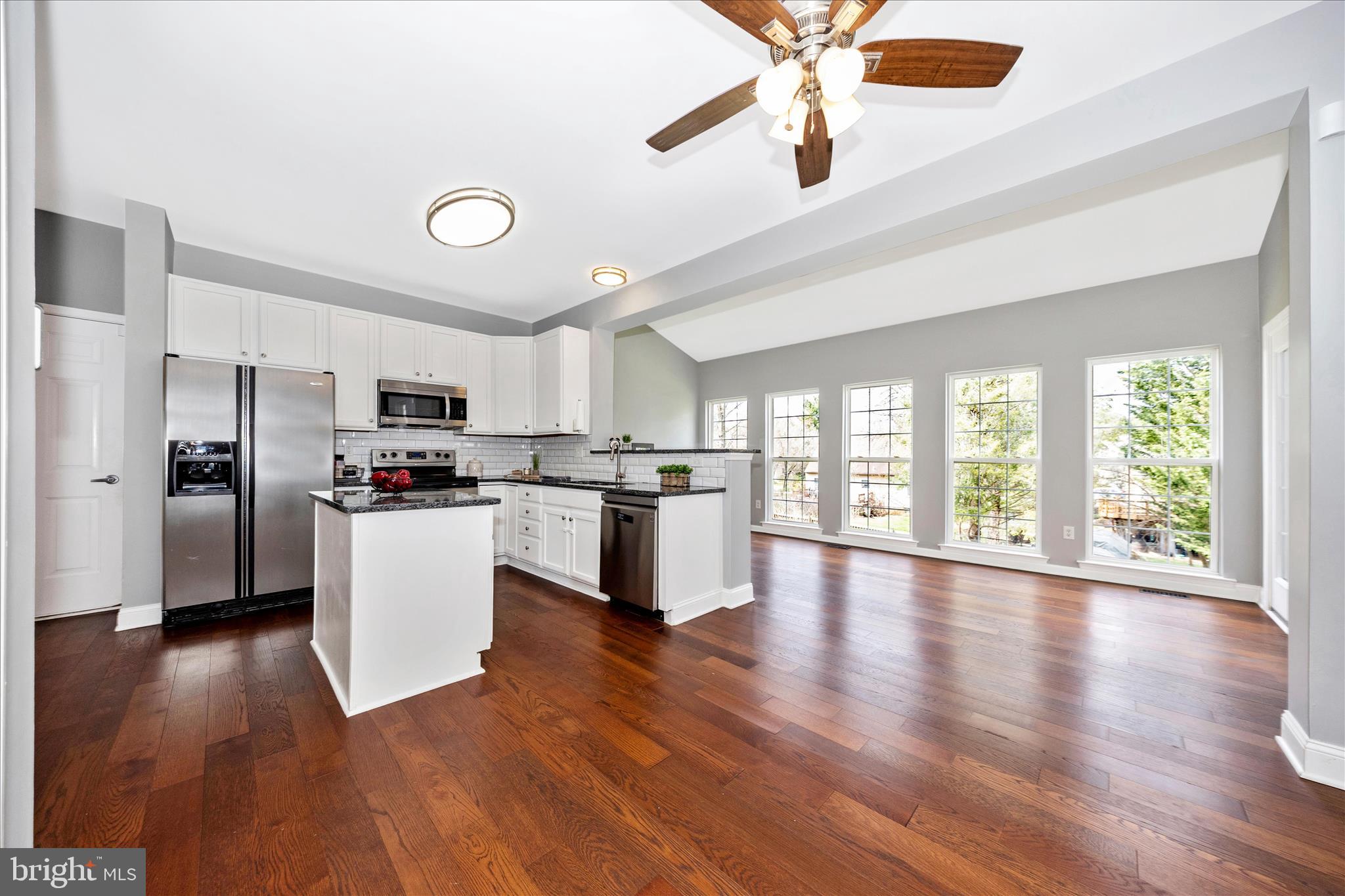 CRESTVIEW - Residential