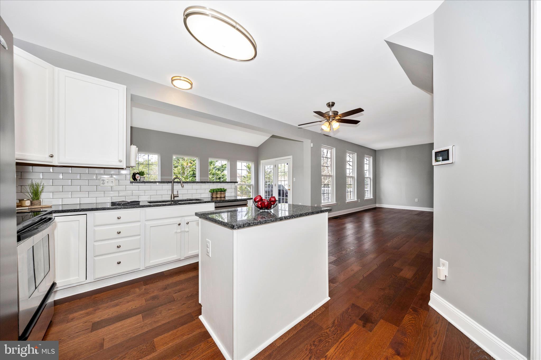 CRESTVIEW - Residential