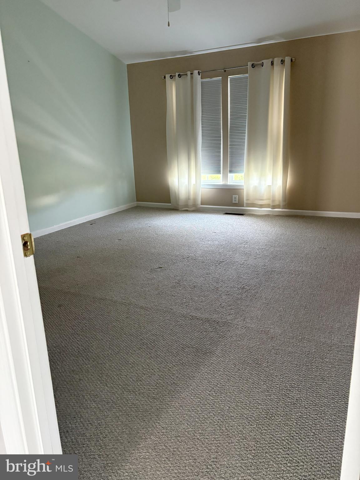 HONEYGO VILLAGE - Residential Lease