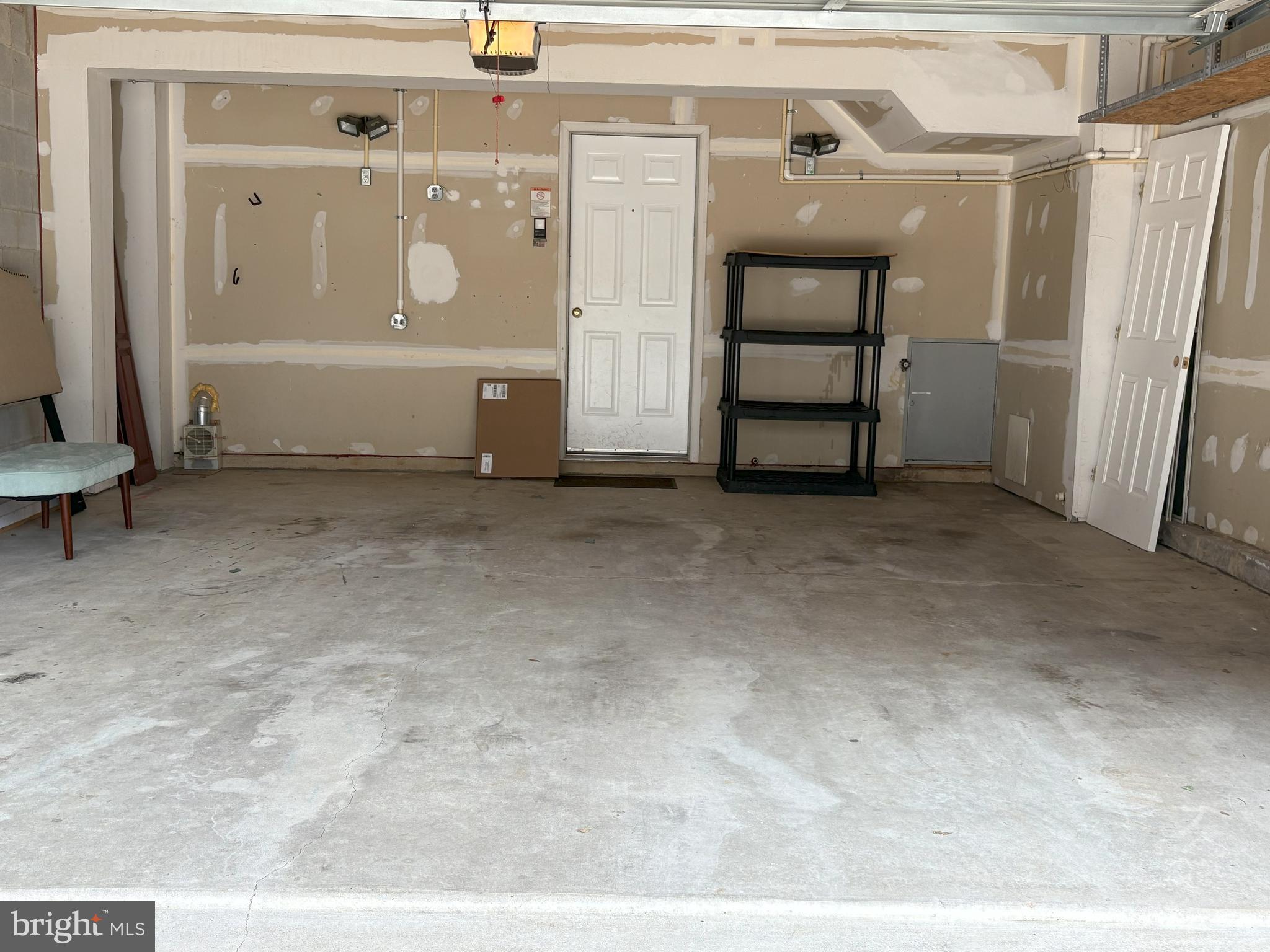 HONEYGO VILLAGE - Residential Lease