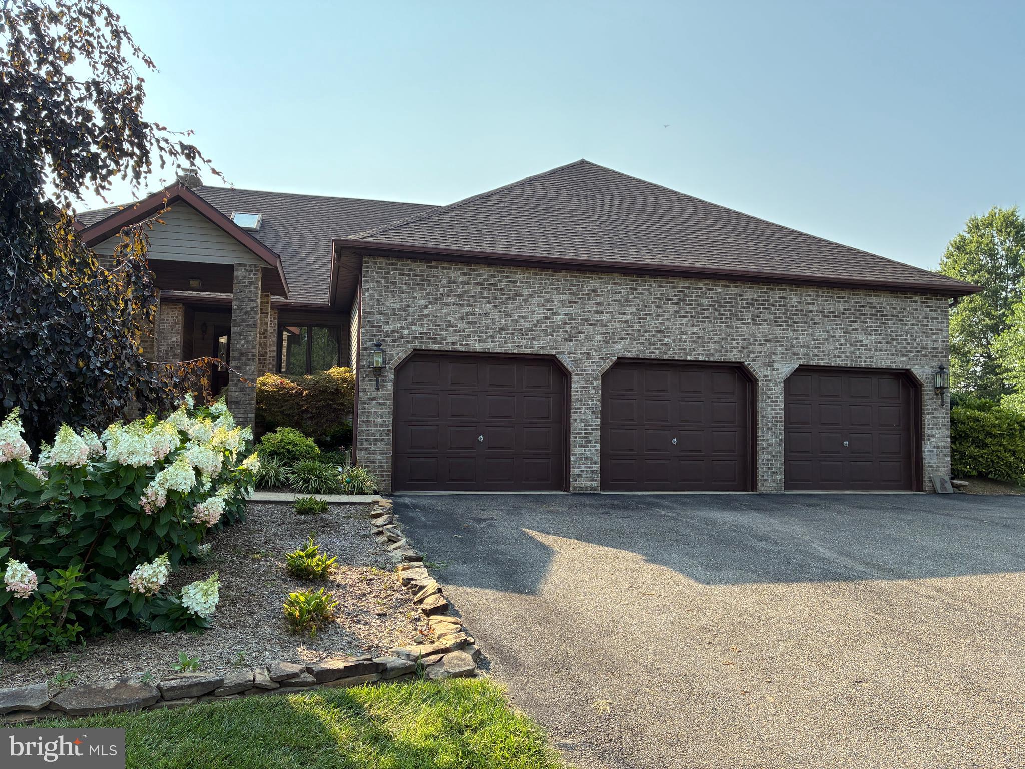 4043 BLUE BALL ROAD