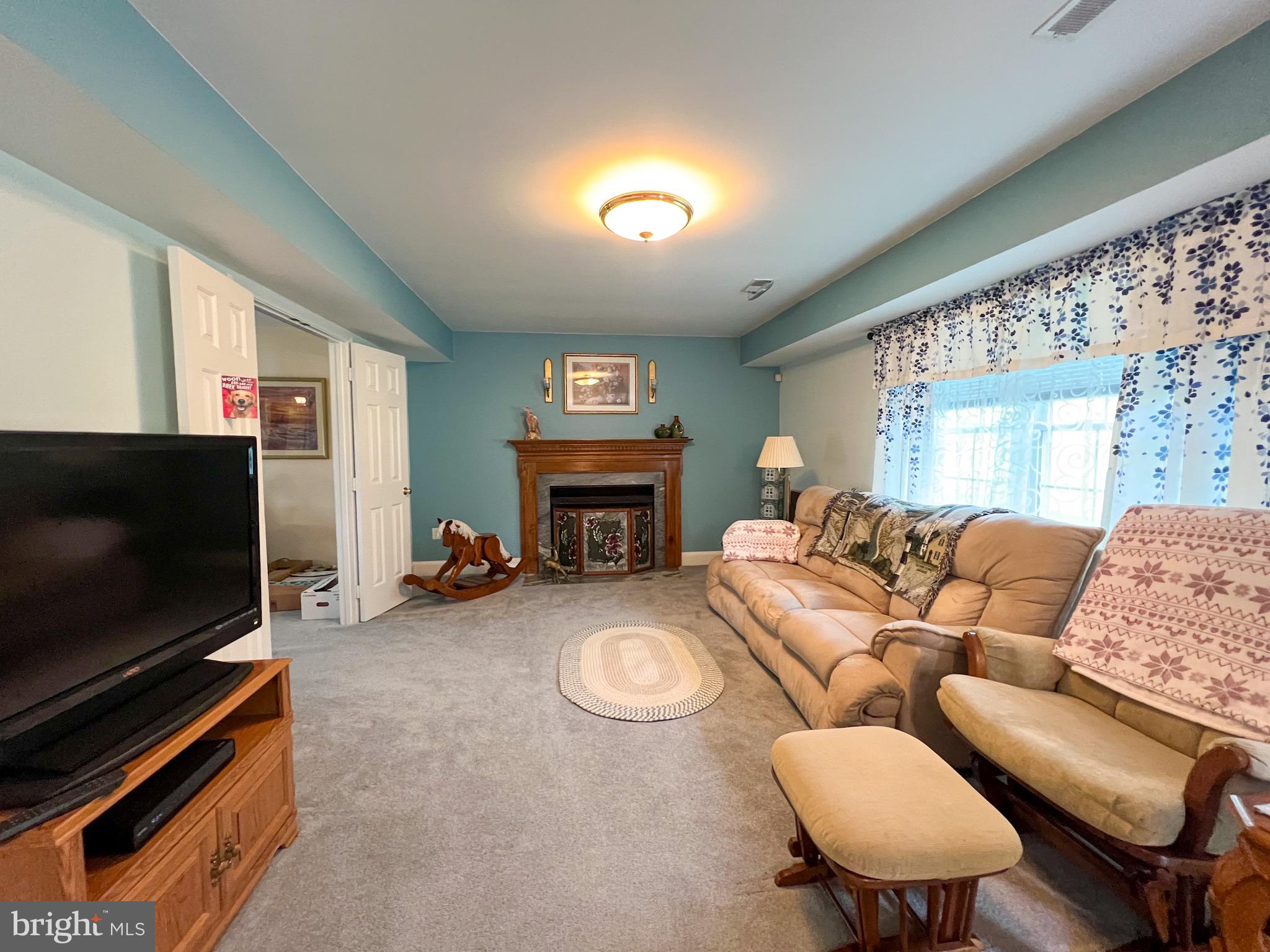 KAVANAUGH MEADS - Residential