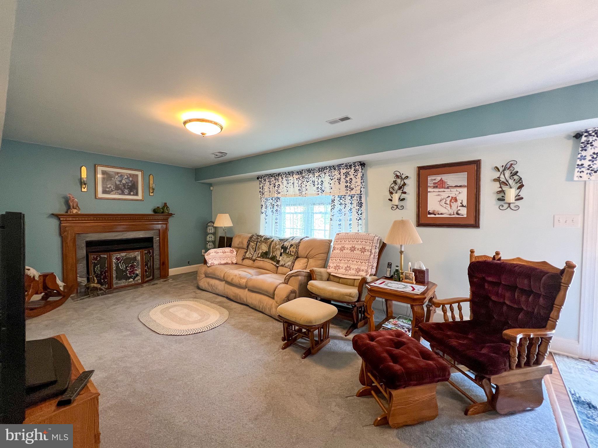 KAVANAUGH MEADS - Residential