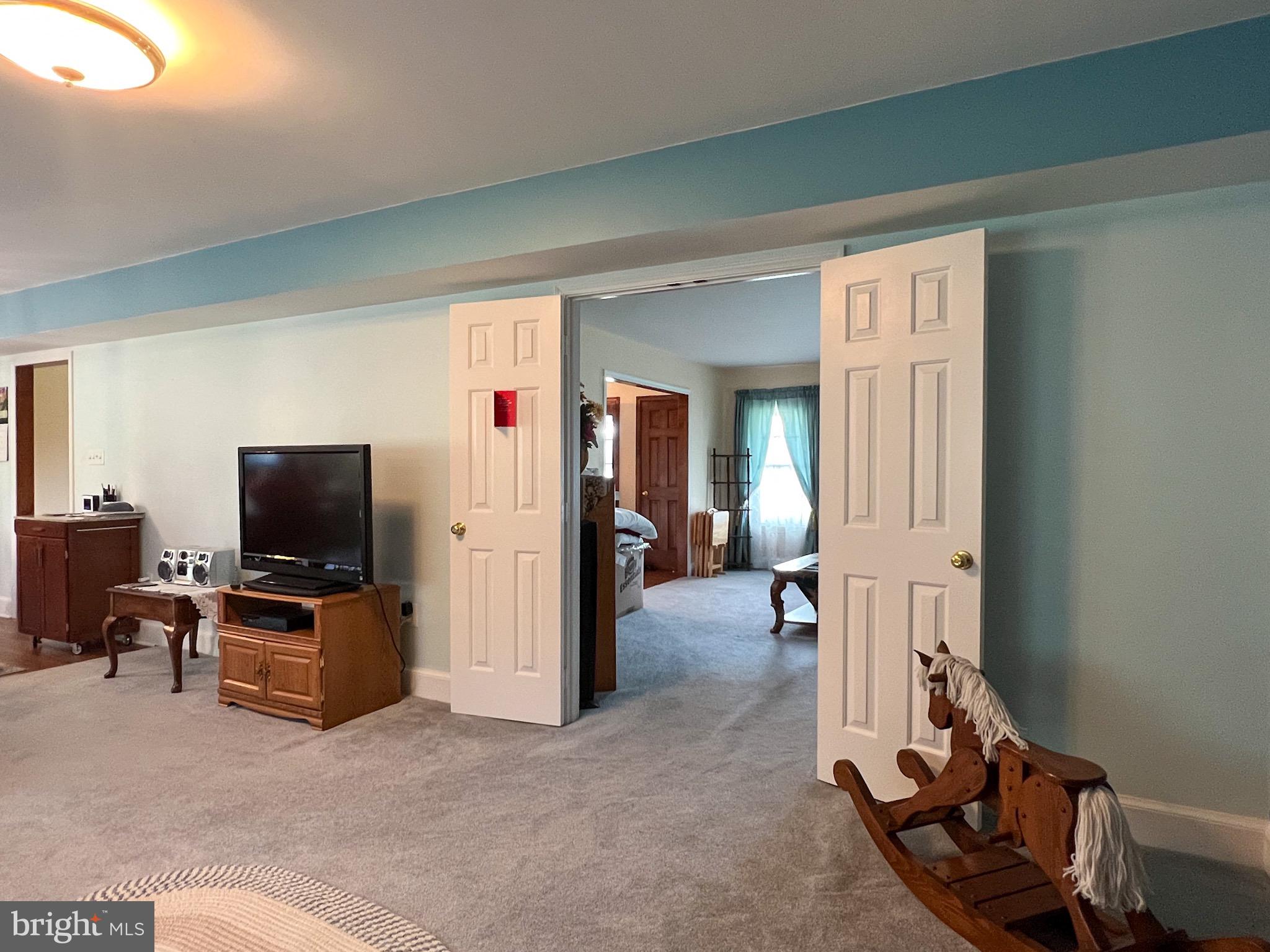 KAVANAUGH MEADS - Residential