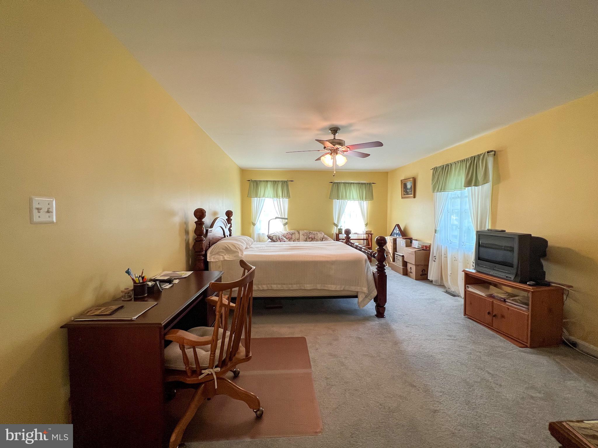 KAVANAUGH MEADS - Residential