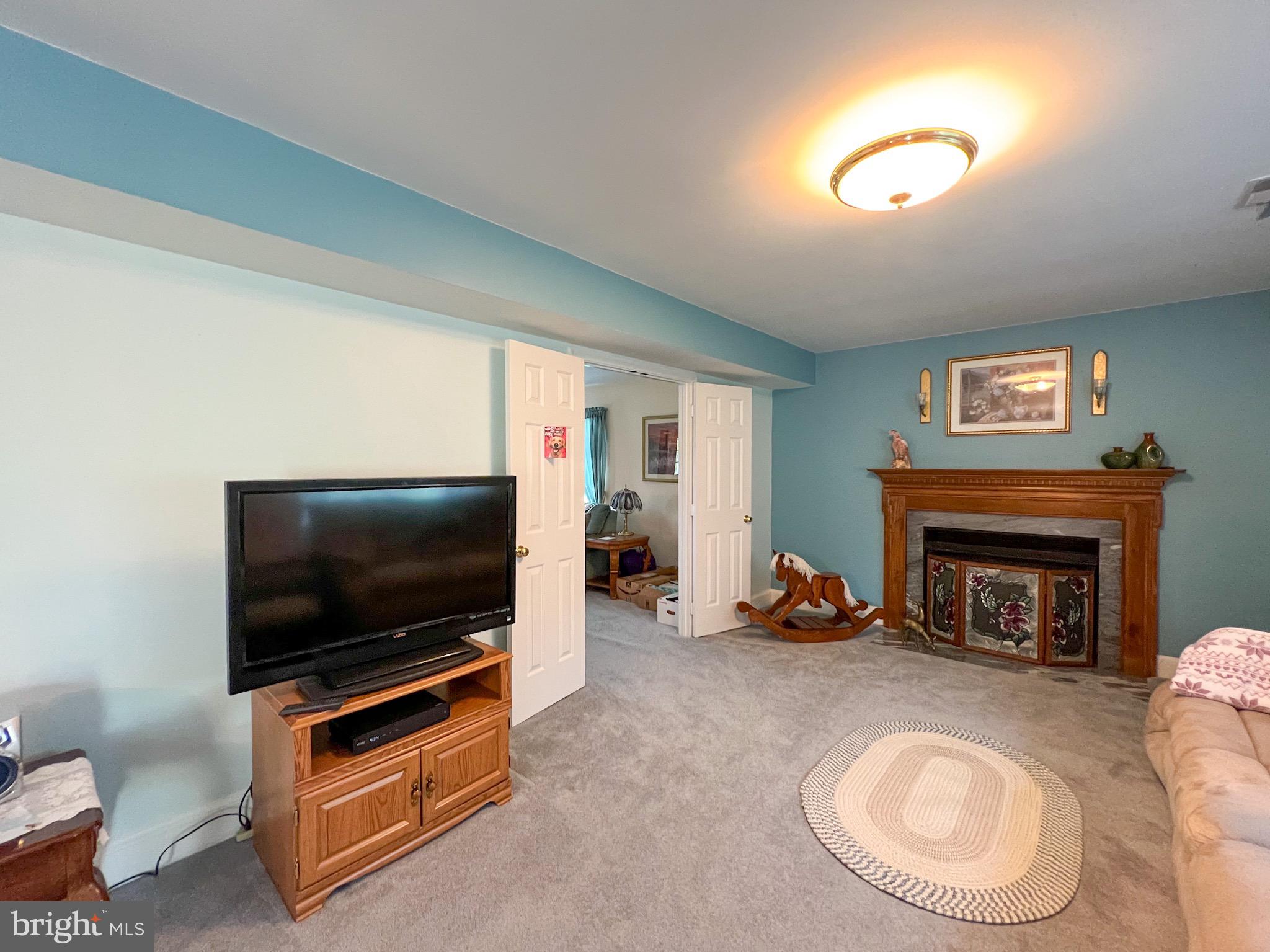 KAVANAUGH MEADS - Residential