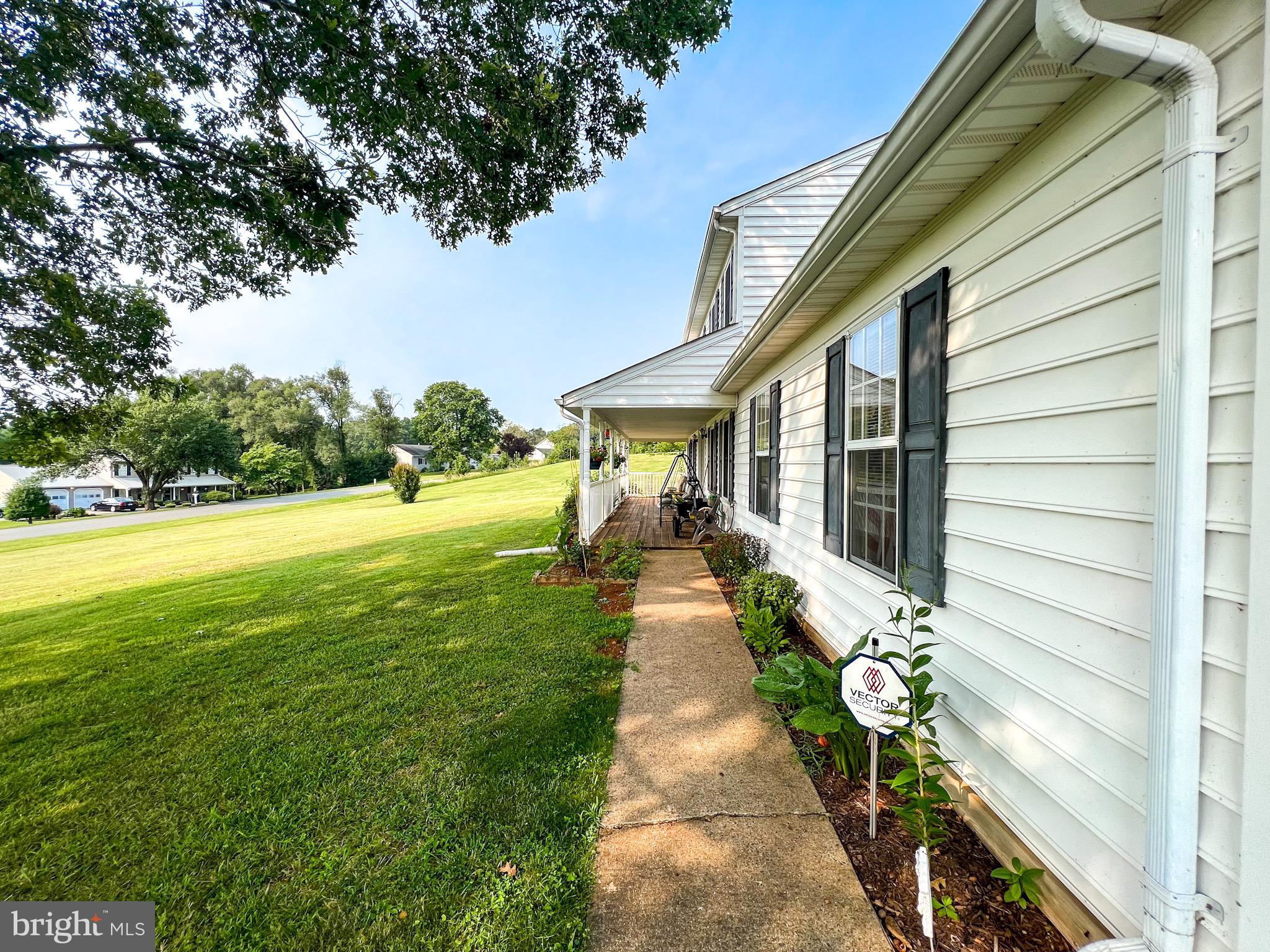 KAVANAUGH MEADS - Residential