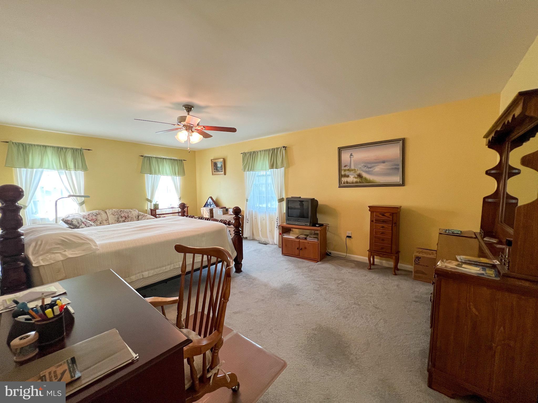 KAVANAUGH MEADS - Residential