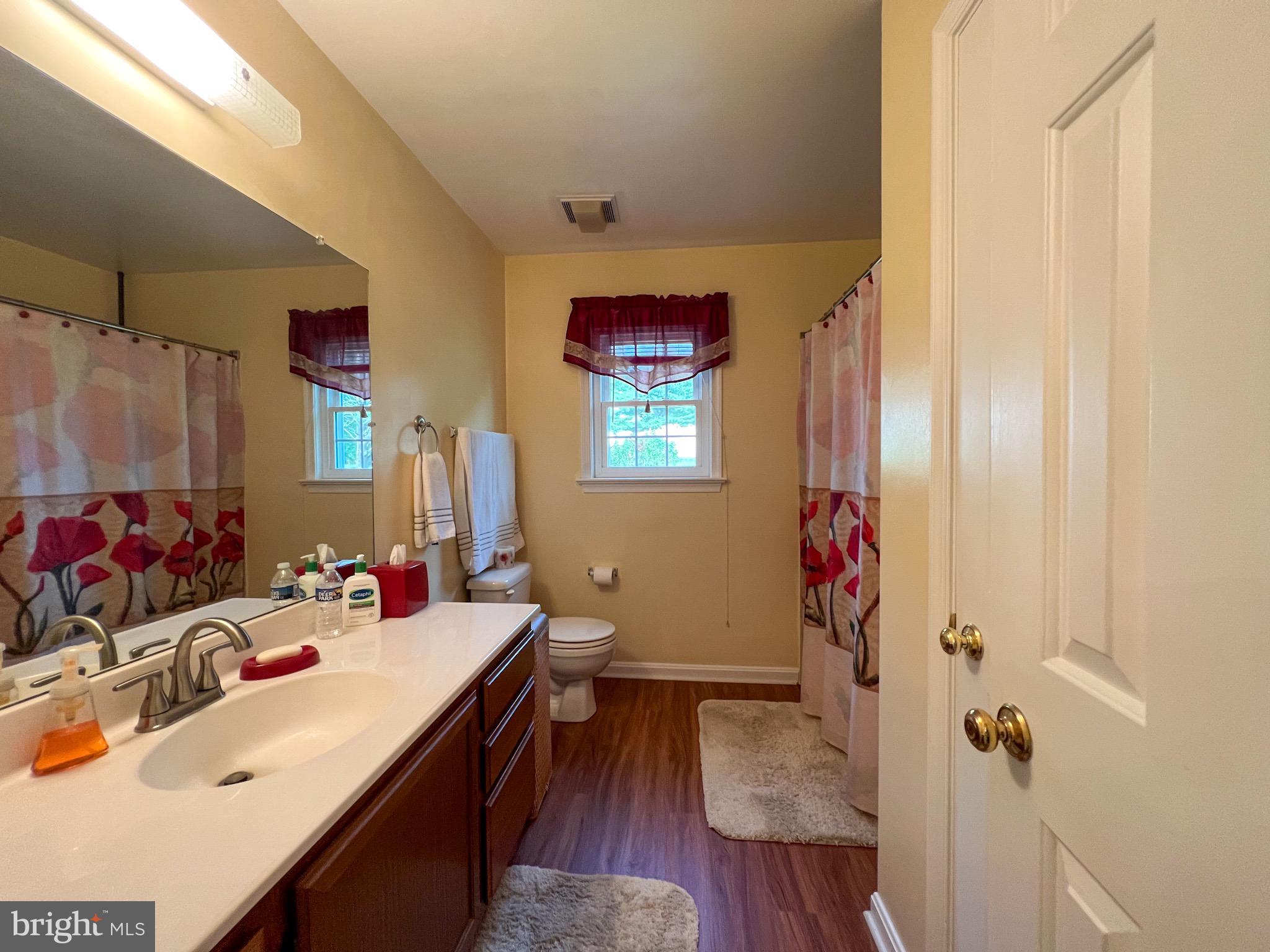 KAVANAUGH MEADS - Residential