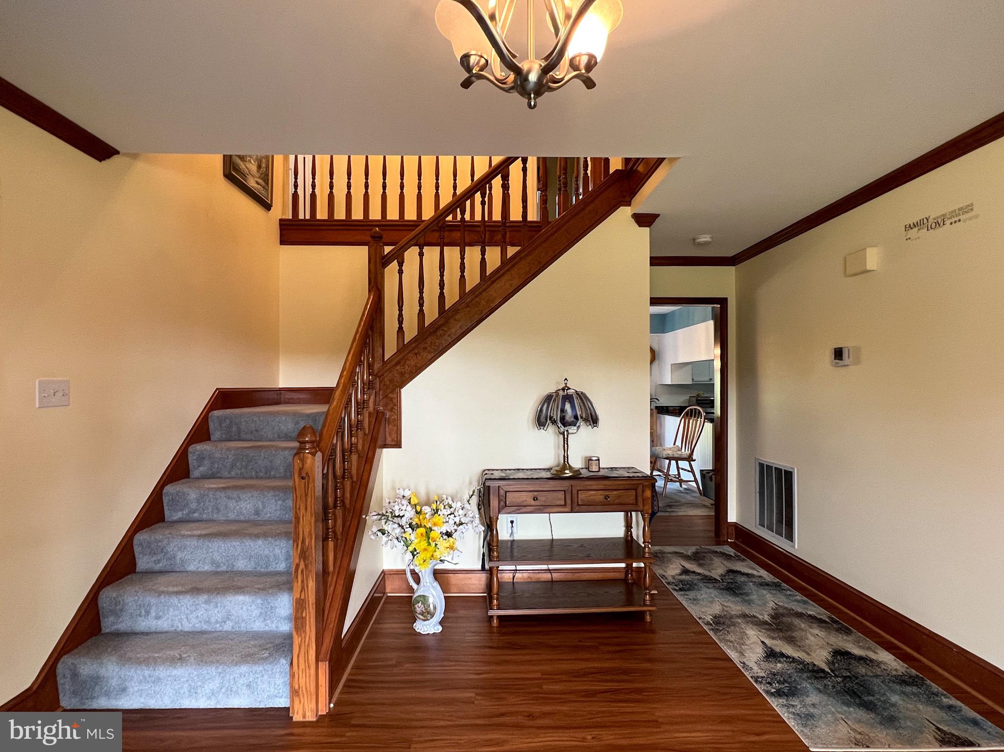 KAVANAUGH MEADS - Residential