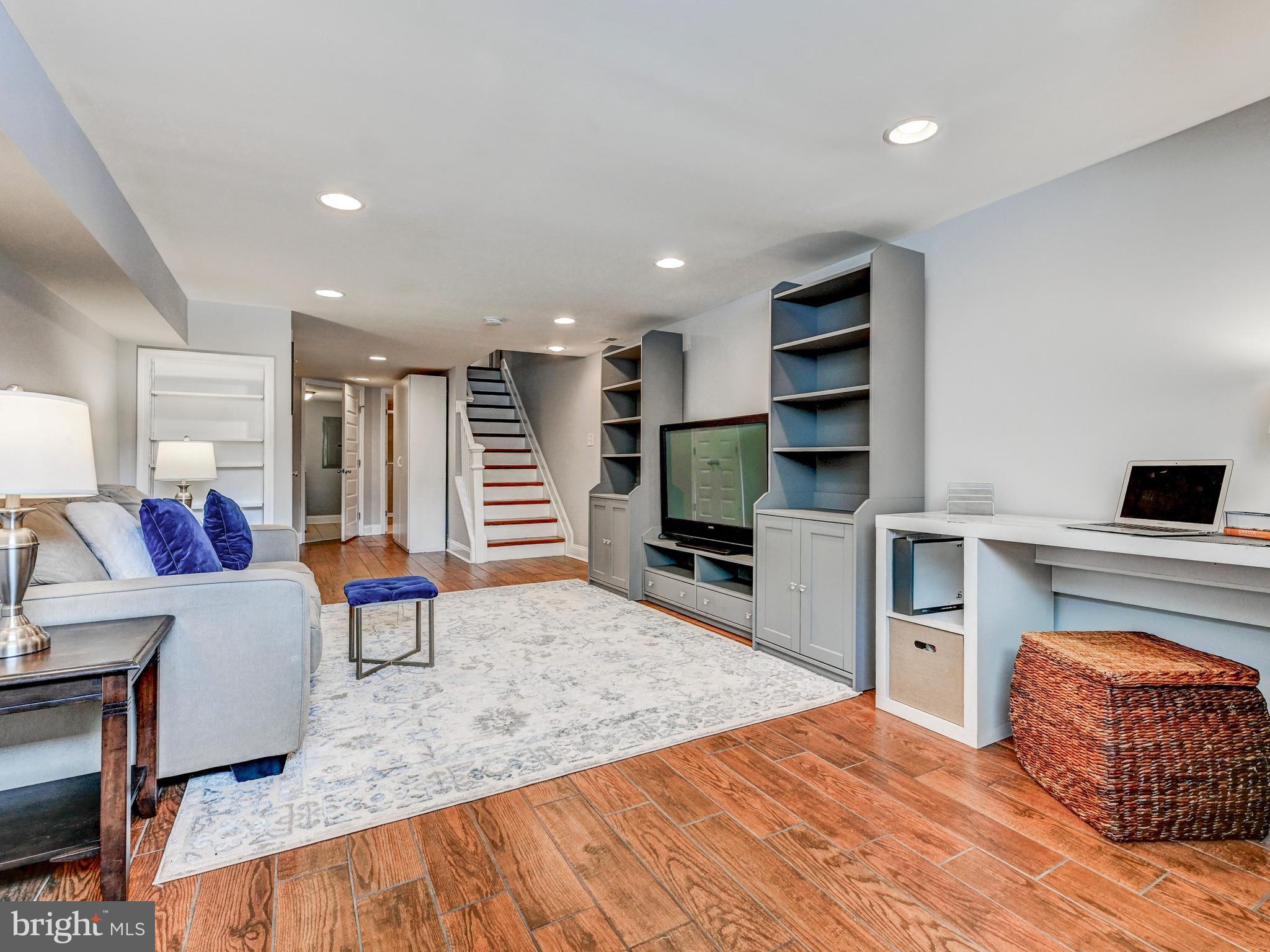3424 FAIT AVENUE