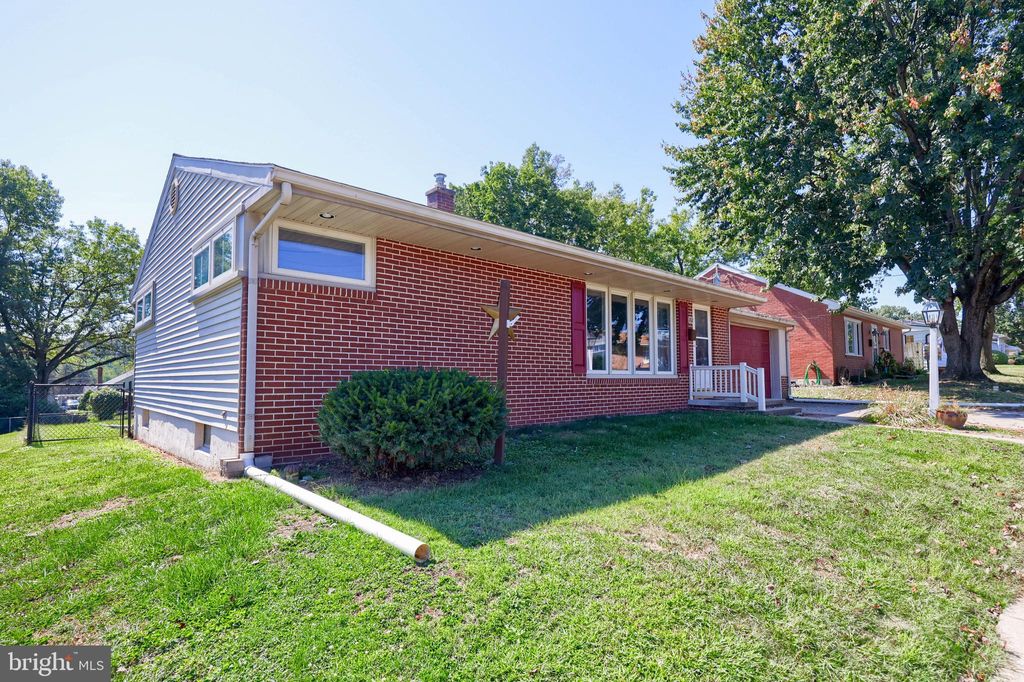 Photo of 1762 Quarry Drive, COLUMBIA, PA 17512 (MLS # PALA2076904)