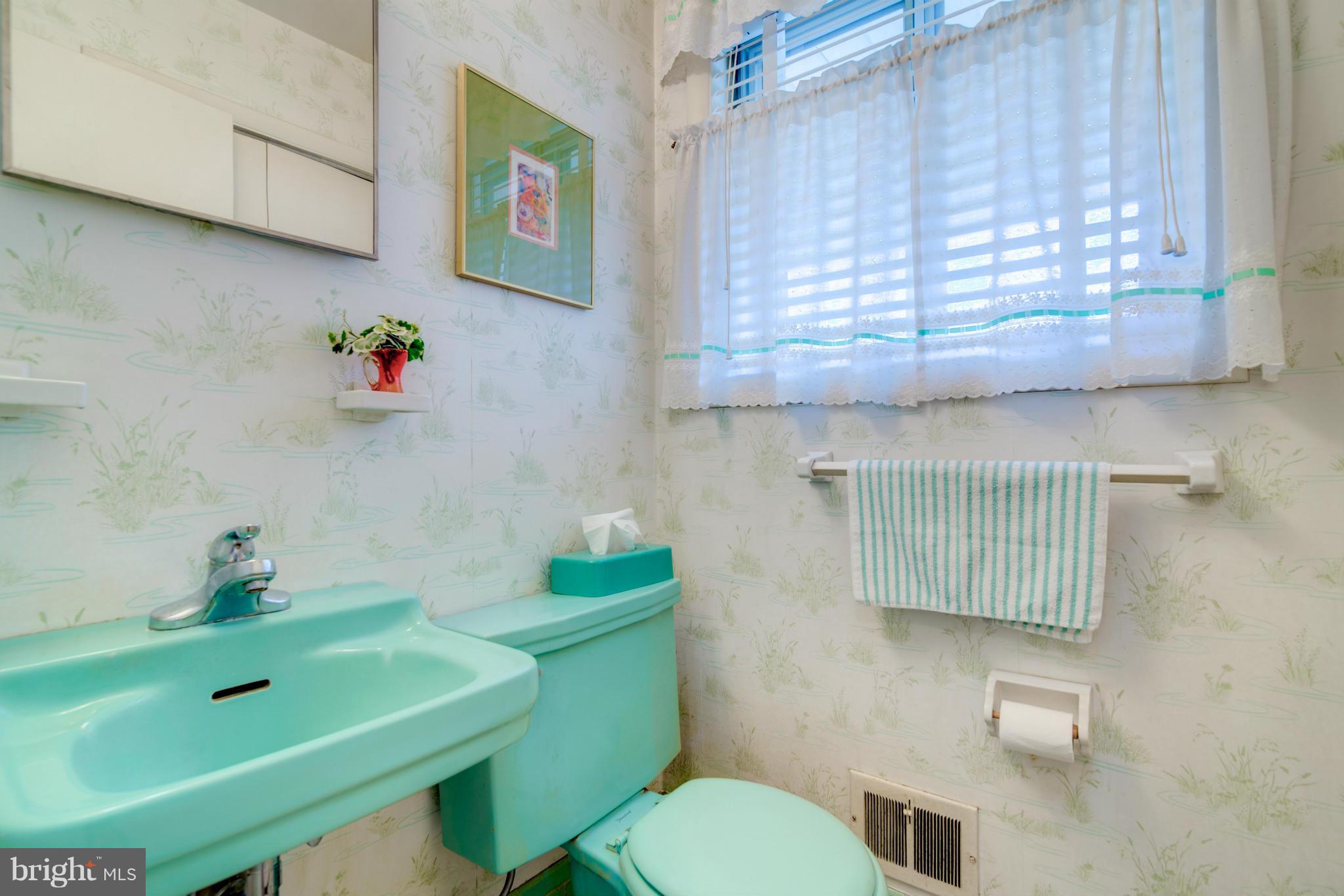 DEVON PARK - Residential