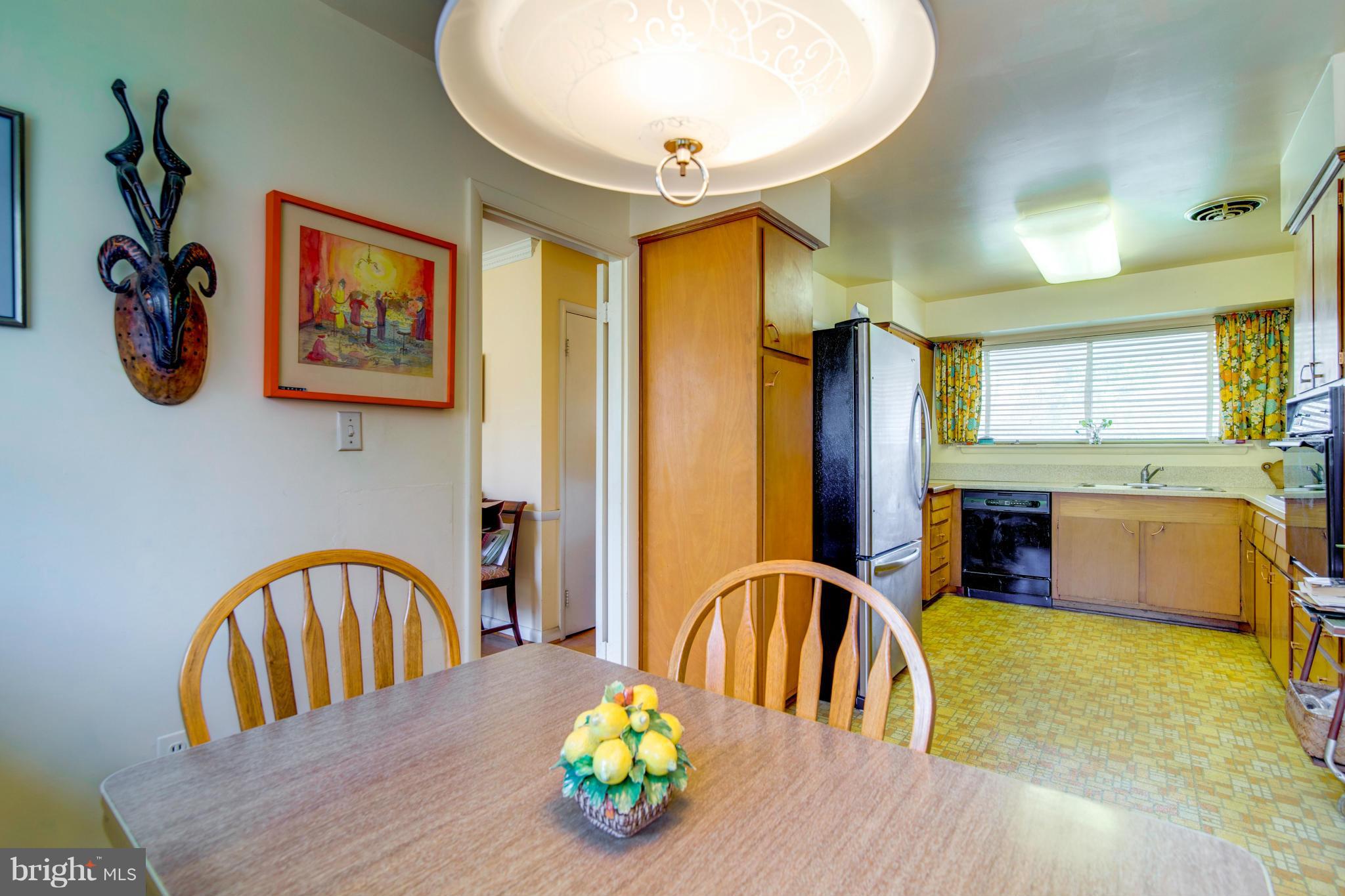 DEVON PARK - Residential