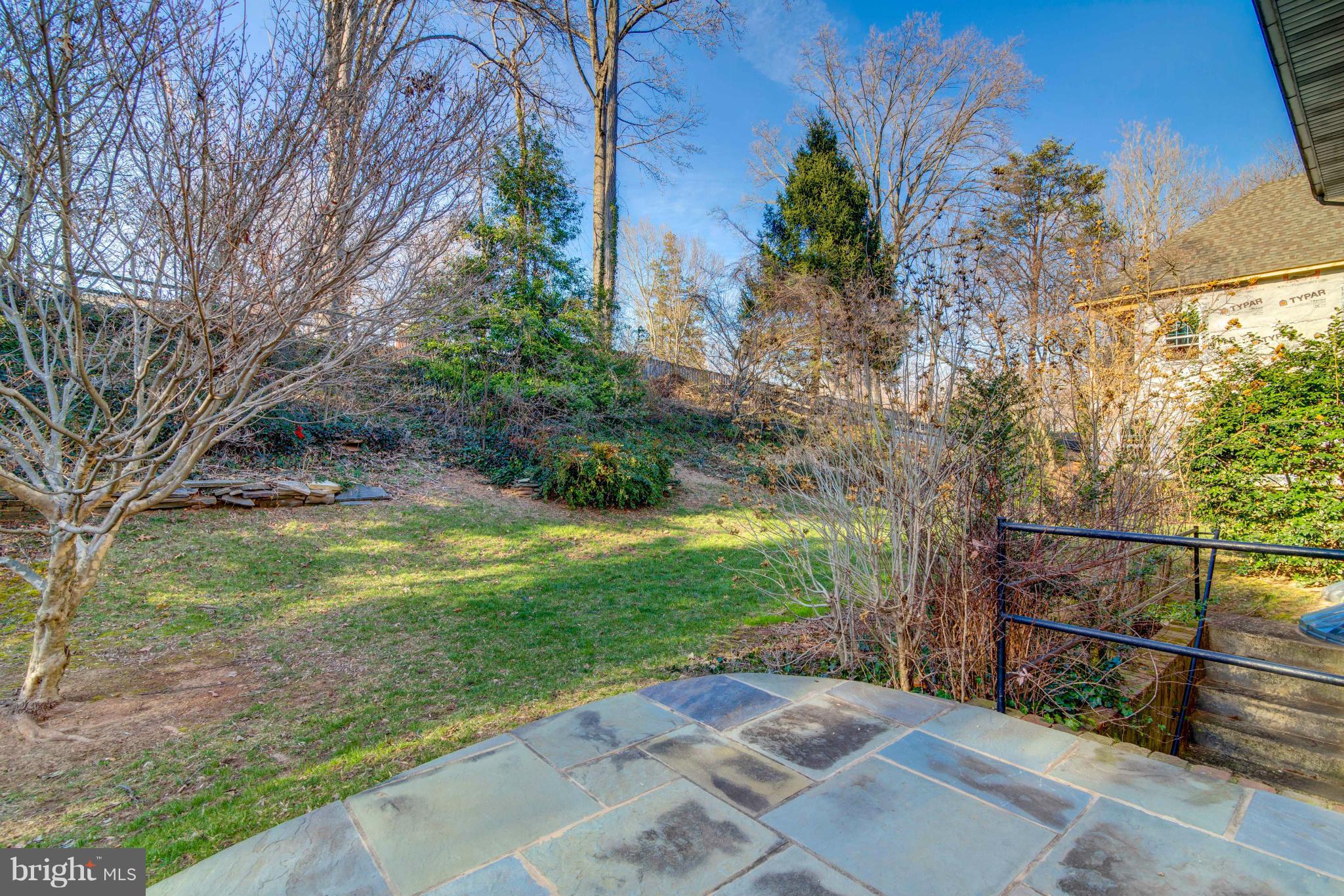 DEVON PARK - Residential