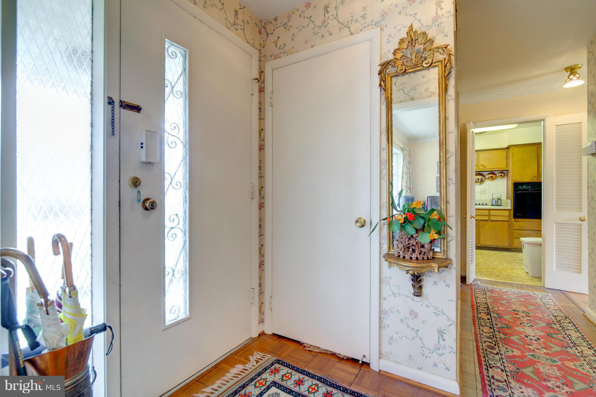 DEVON PARK - Residential