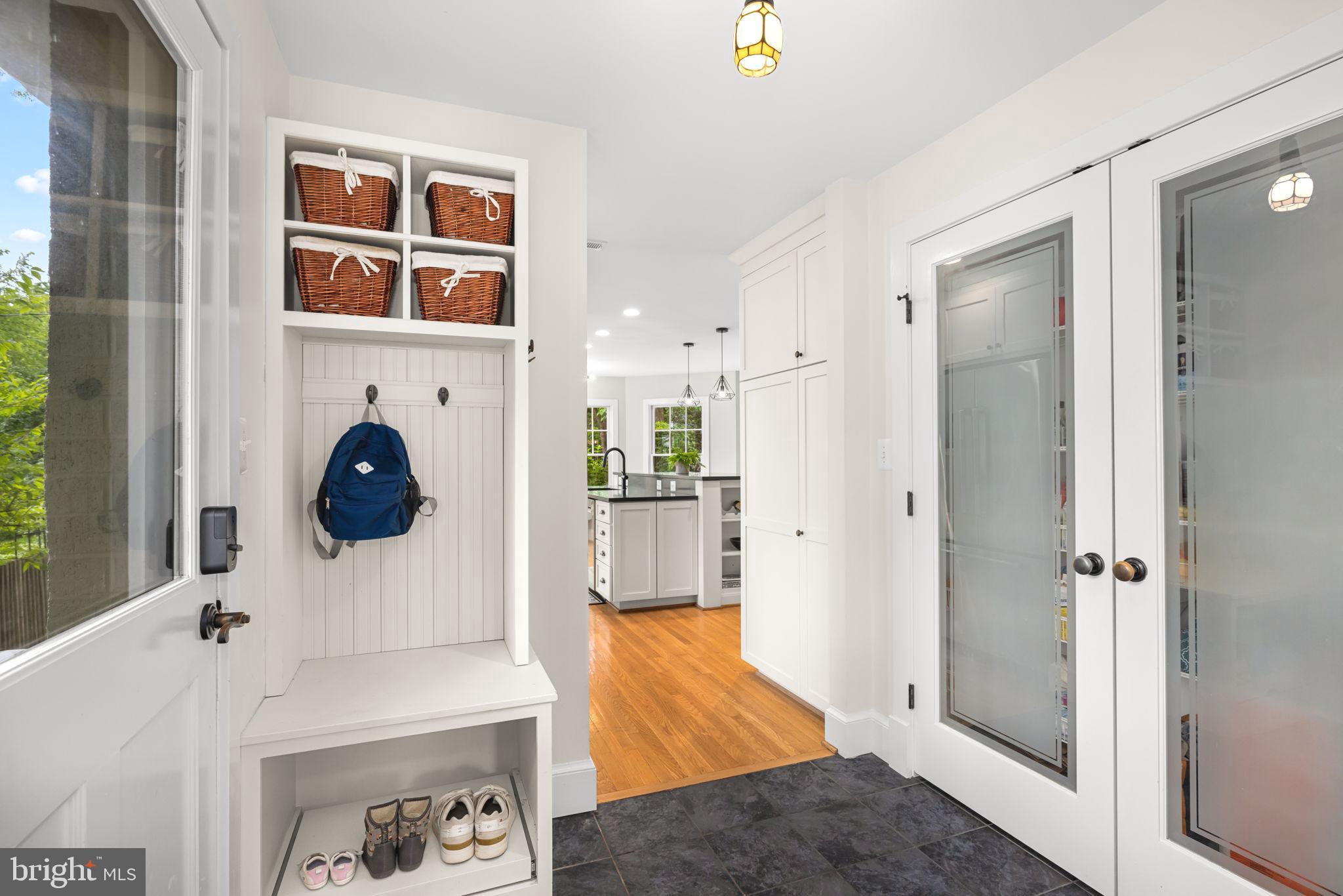 BEVERLEY HILLS - Residential