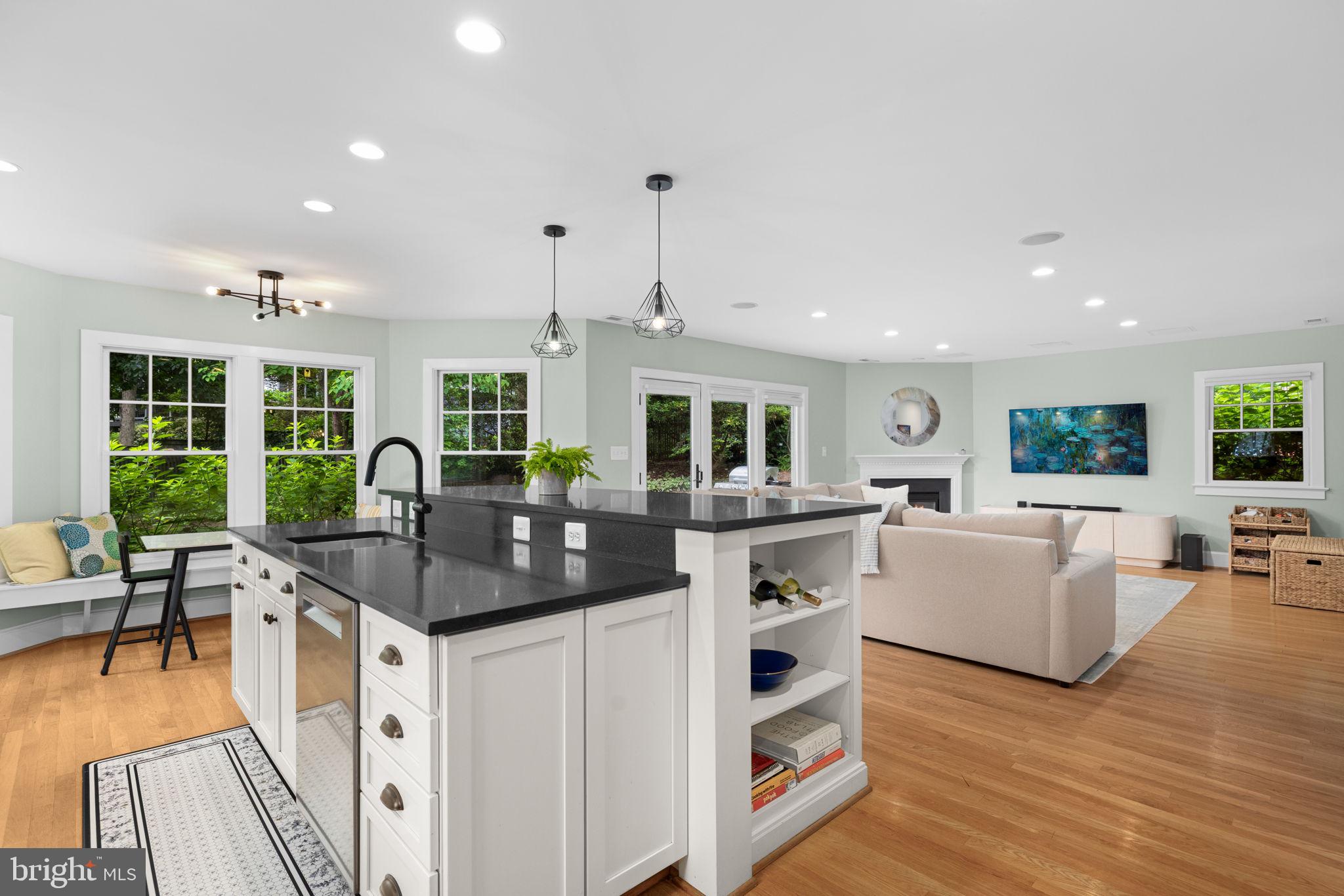 BEVERLEY HILLS - Residential