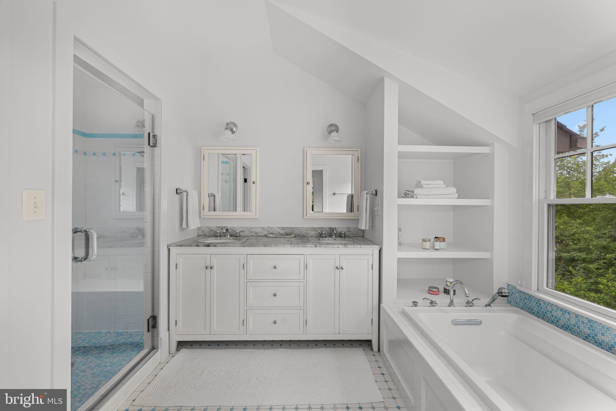 BEVERLEY HILLS - Residential