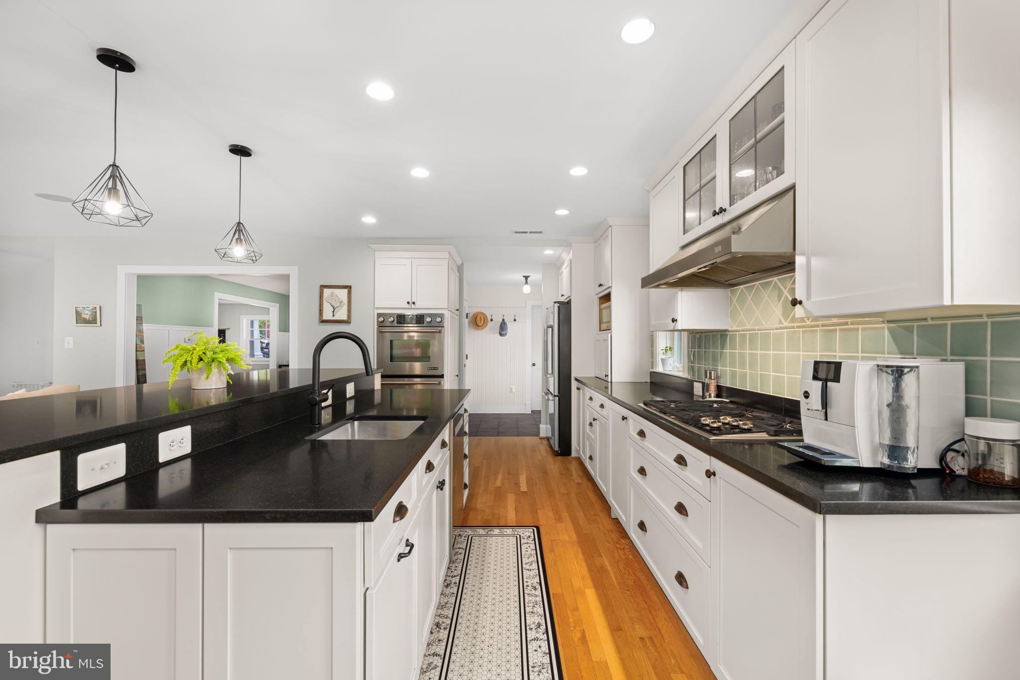 BEVERLEY HILLS - Residential