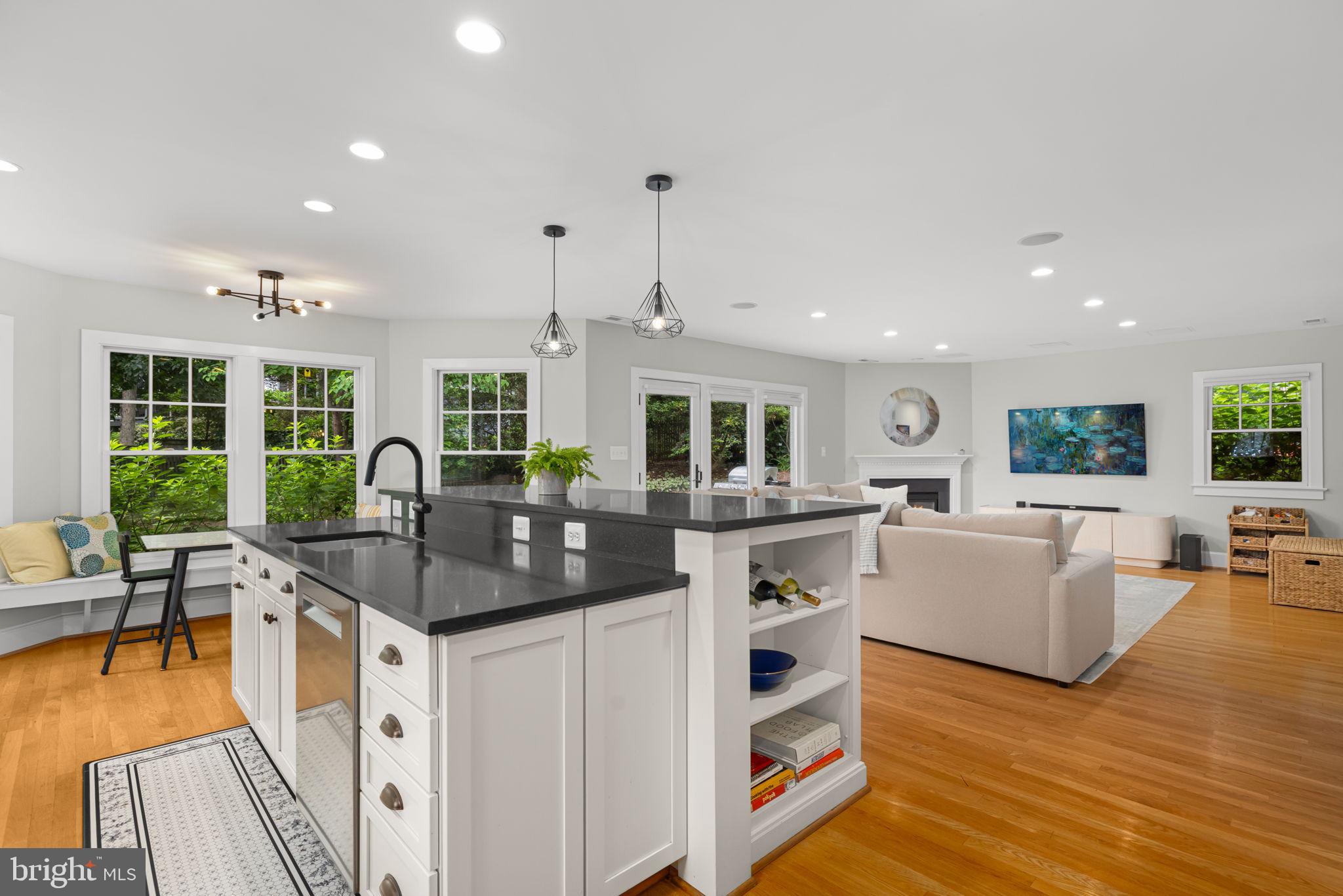 BEVERLEY HILLS - Residential