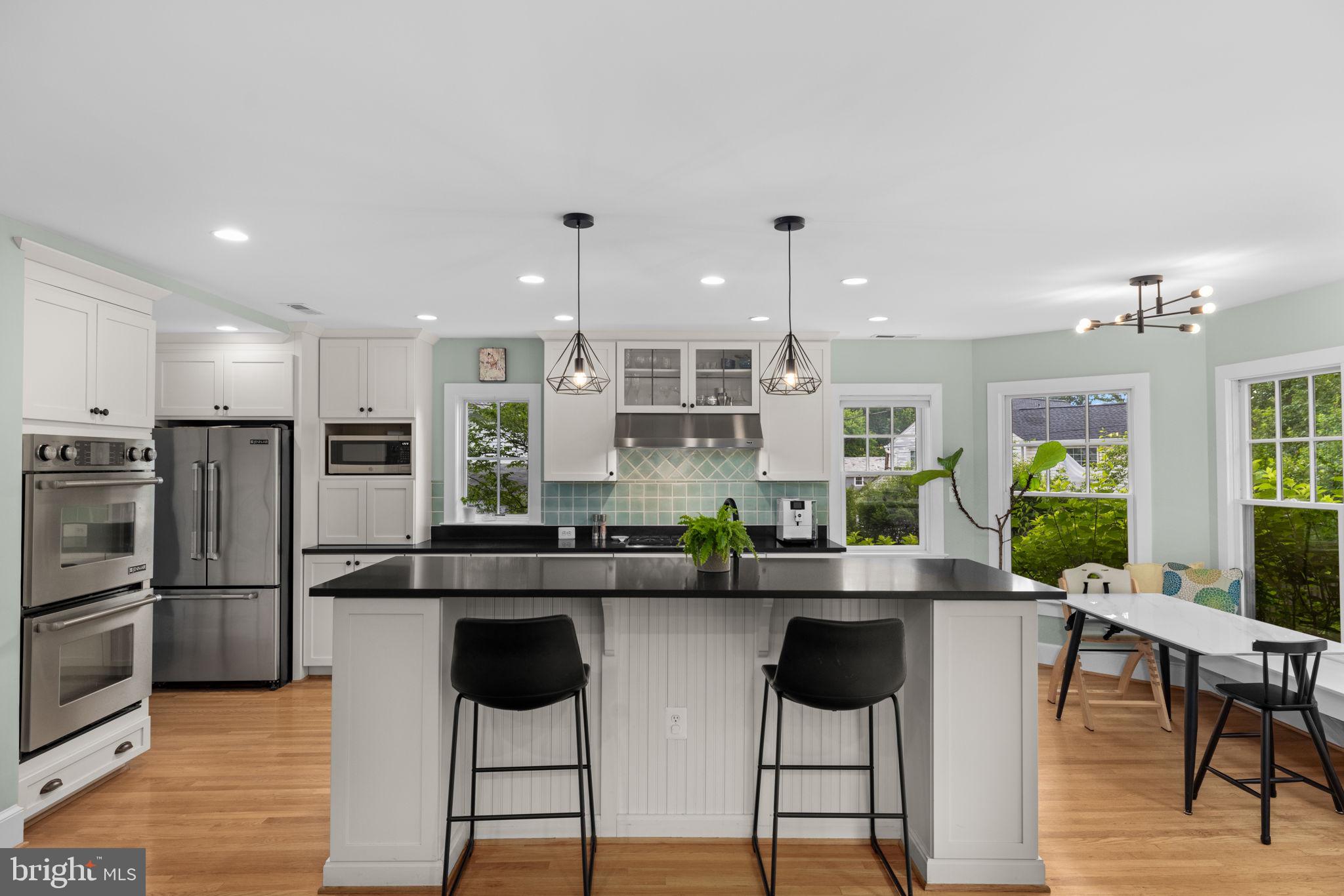 BEVERLEY HILLS - Residential