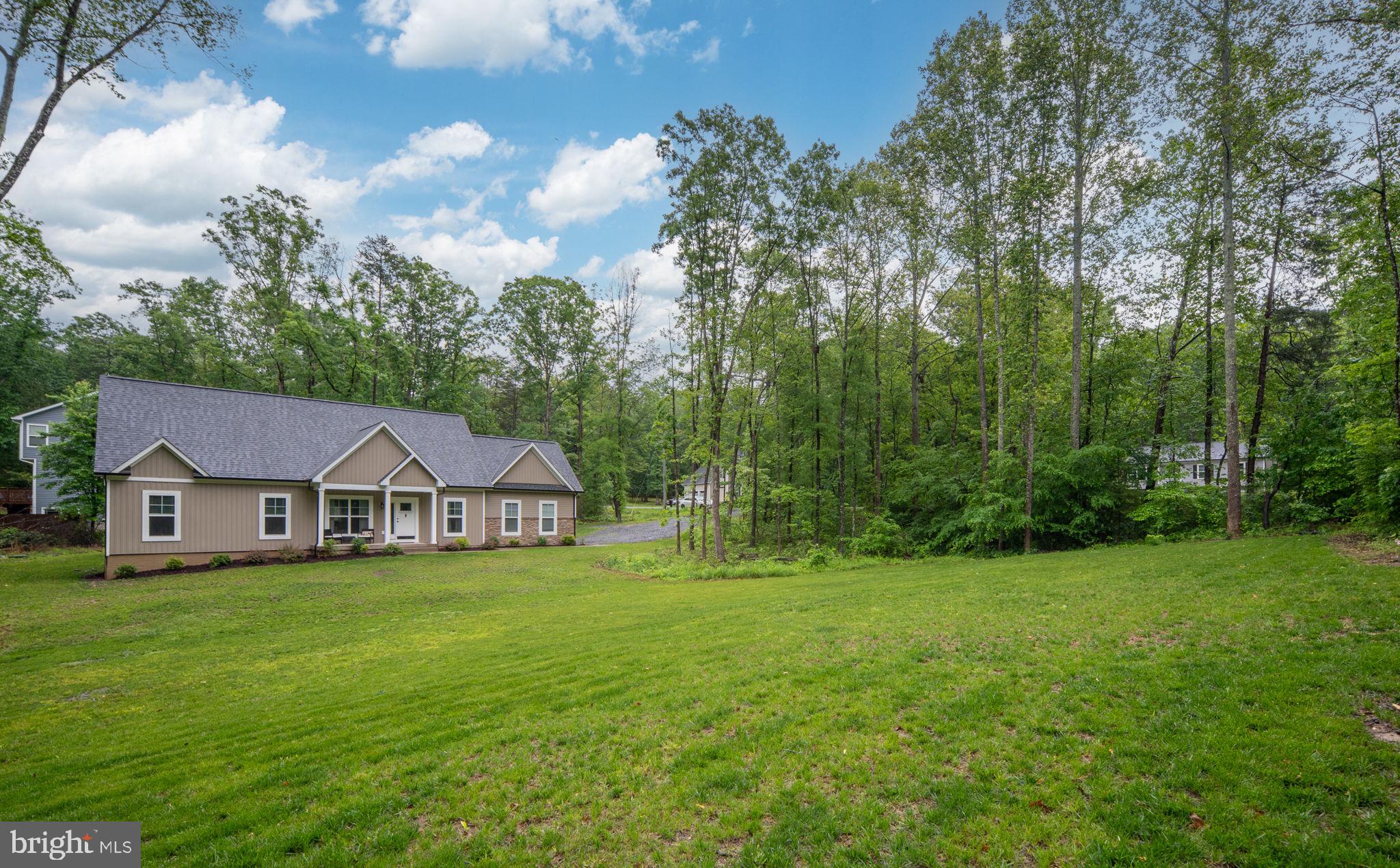 LAKE WILDERNESS - Residential