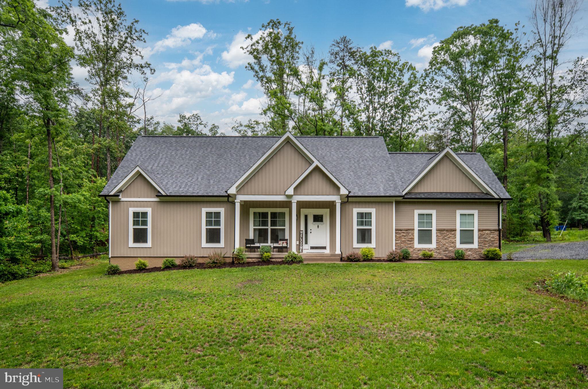 LAKE WILDERNESS - Residential