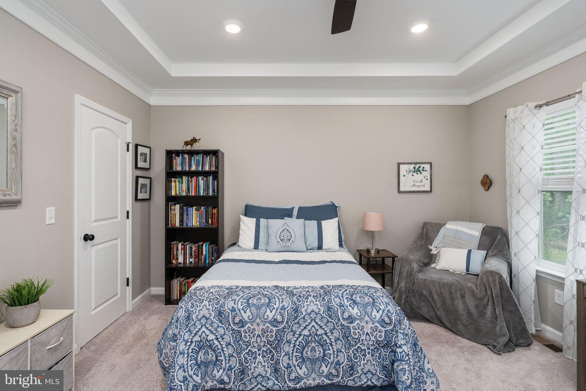 LAKE WILDERNESS - Residential