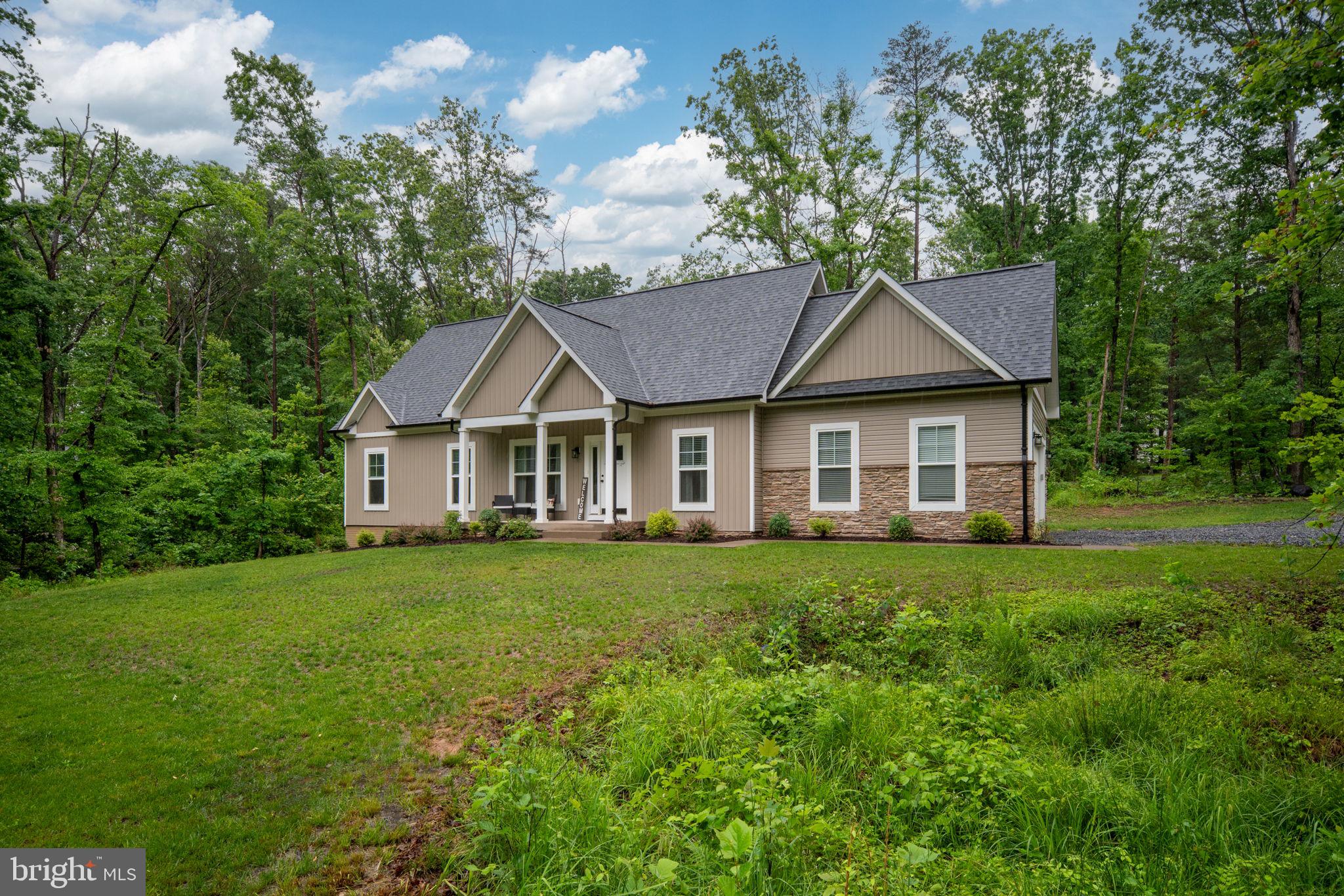 LAKE WILDERNESS - Residential