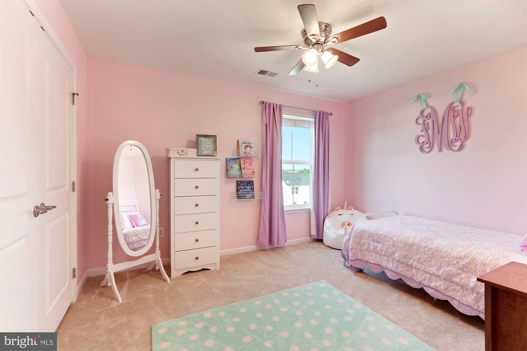 LOVETTSVILLE TOWN CENTER - Residential