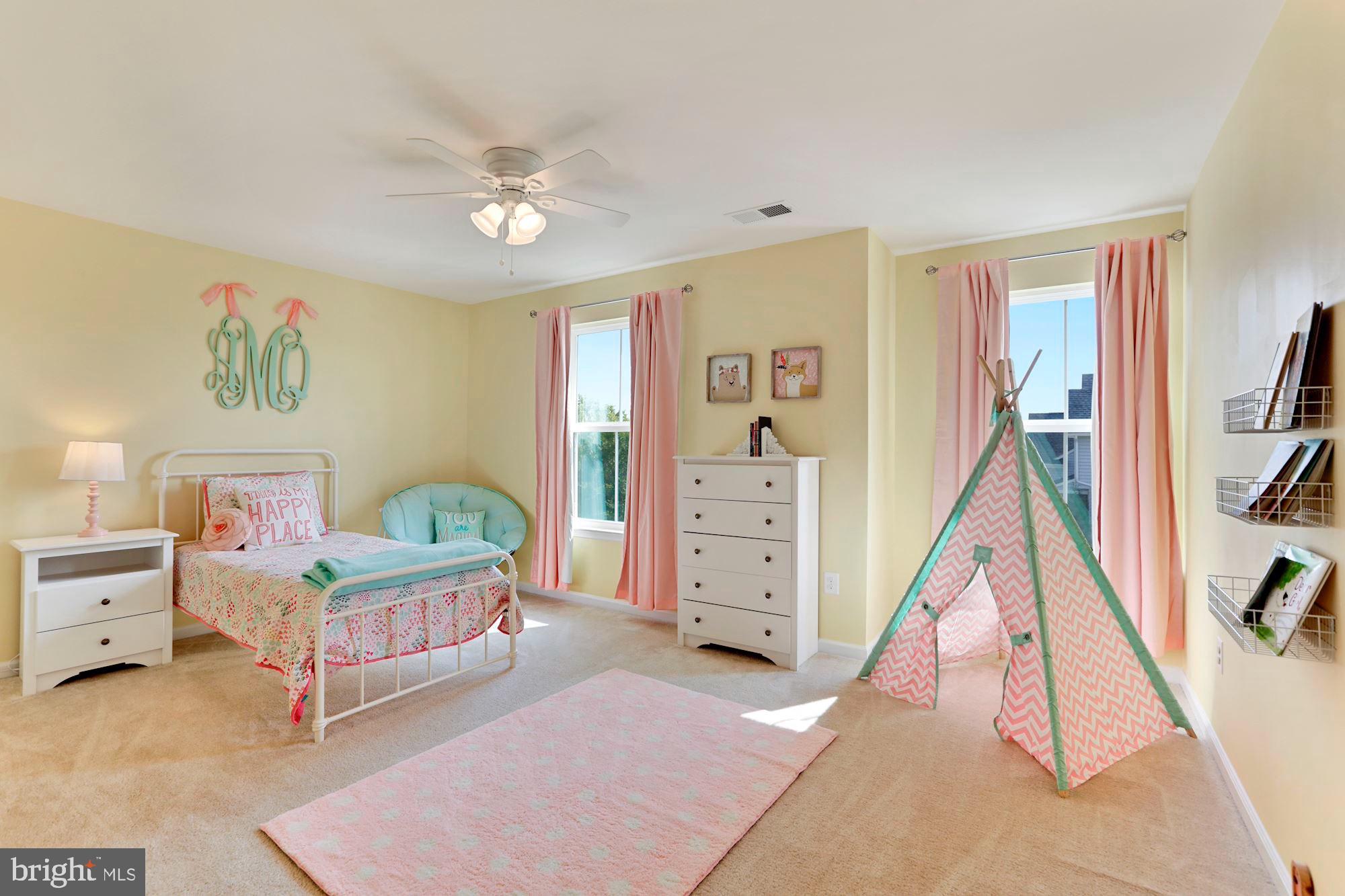 LOVETTSVILLE TOWN CENTER - Residential