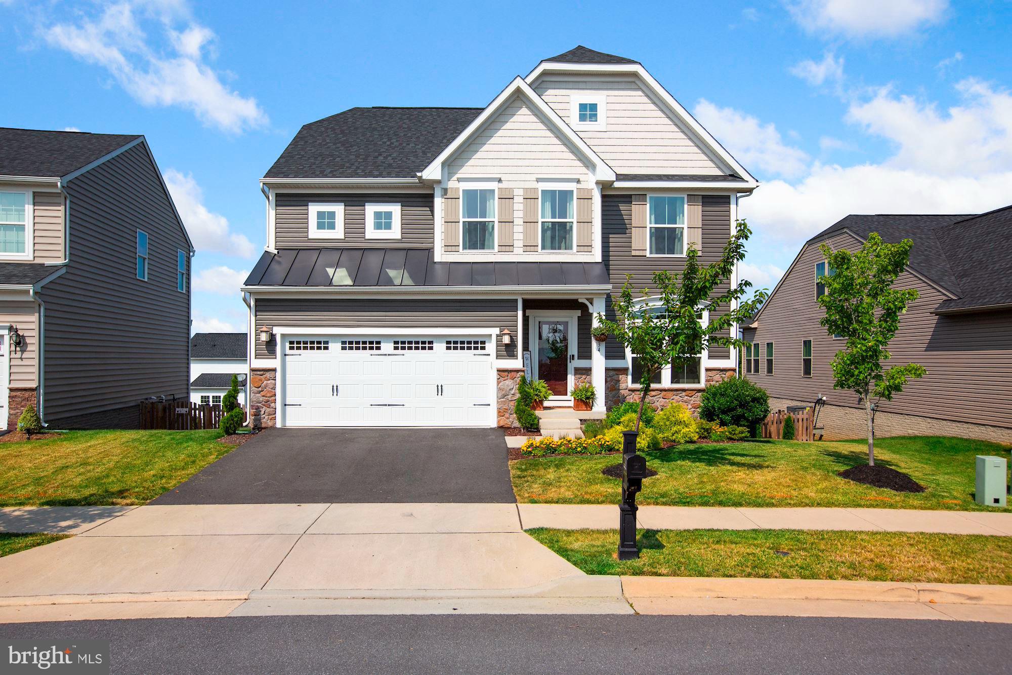 LOVETTSVILLE TOWN CENTER - Residential