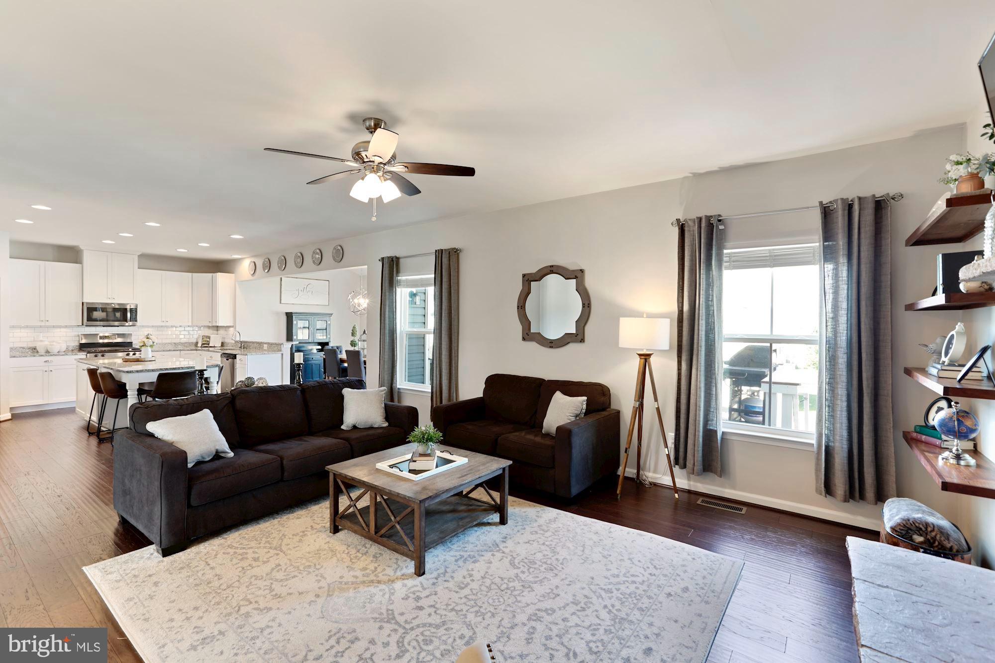 LOVETTSVILLE TOWN CENTER - Residential