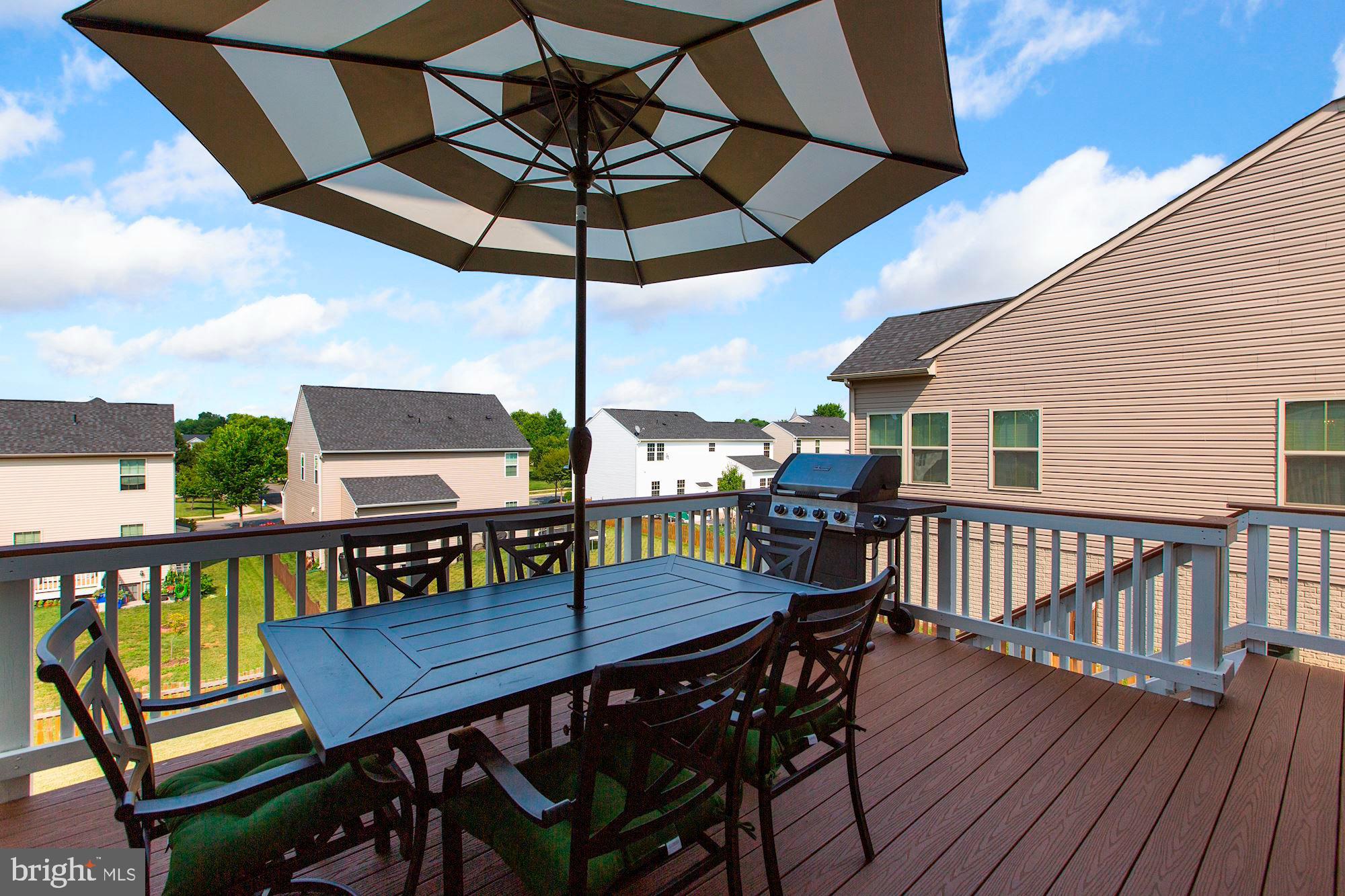 LOVETTSVILLE TOWN CENTER - Residential