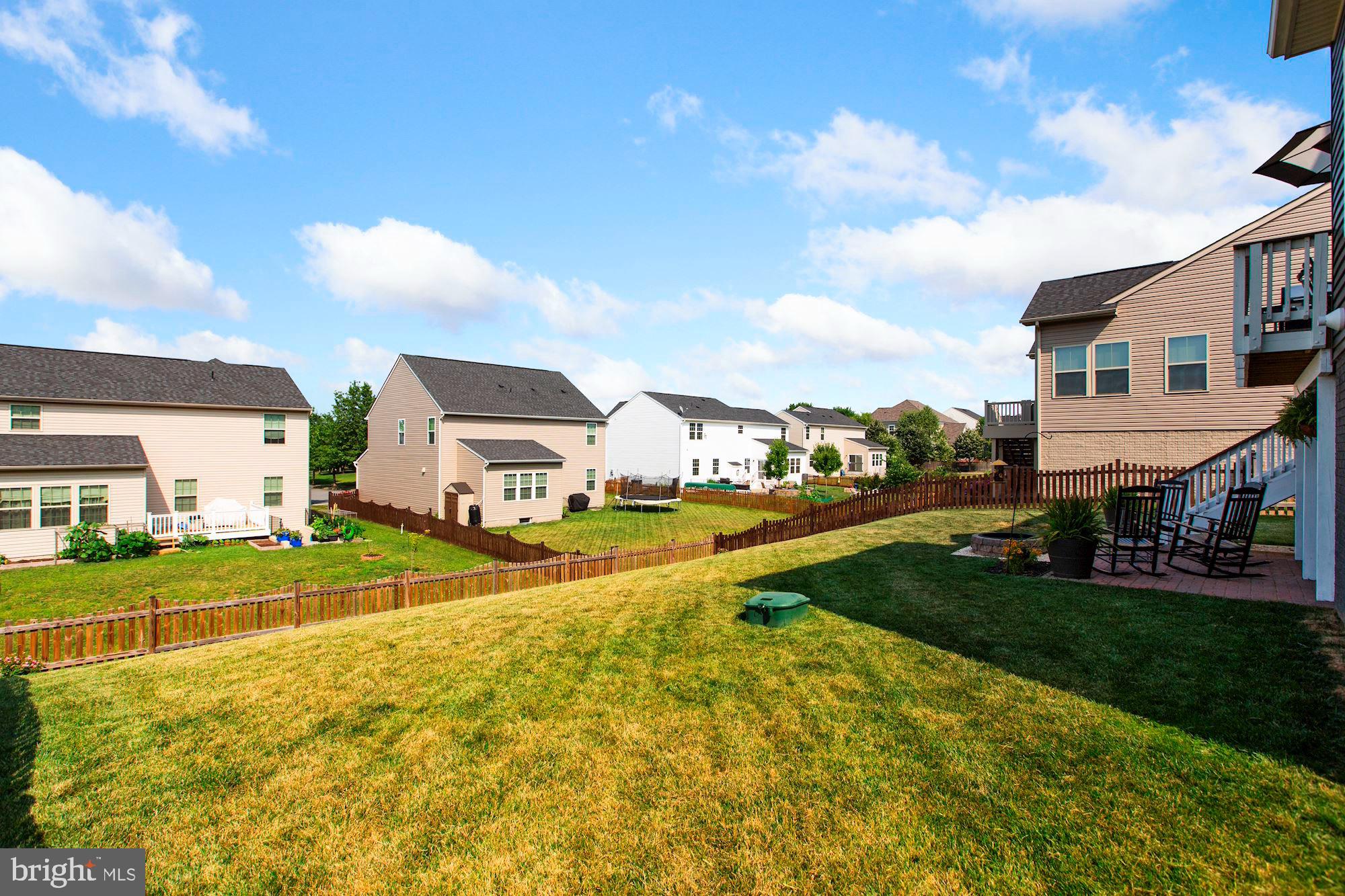 LOVETTSVILLE TOWN CENTER - Residential