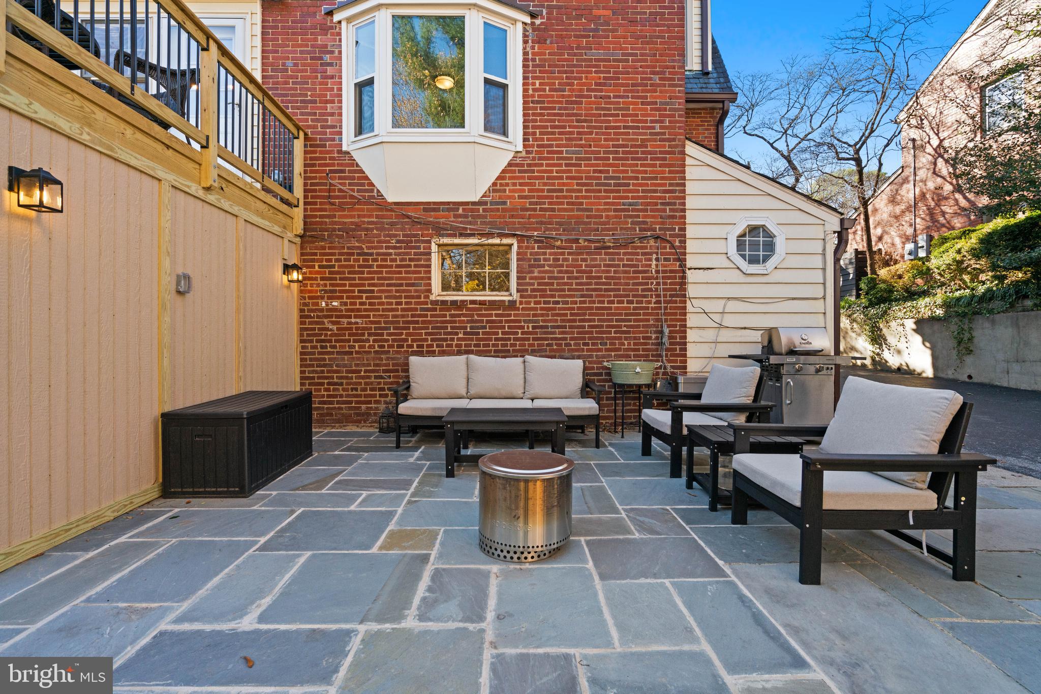 YORKTOWN VILLAGE - Residential