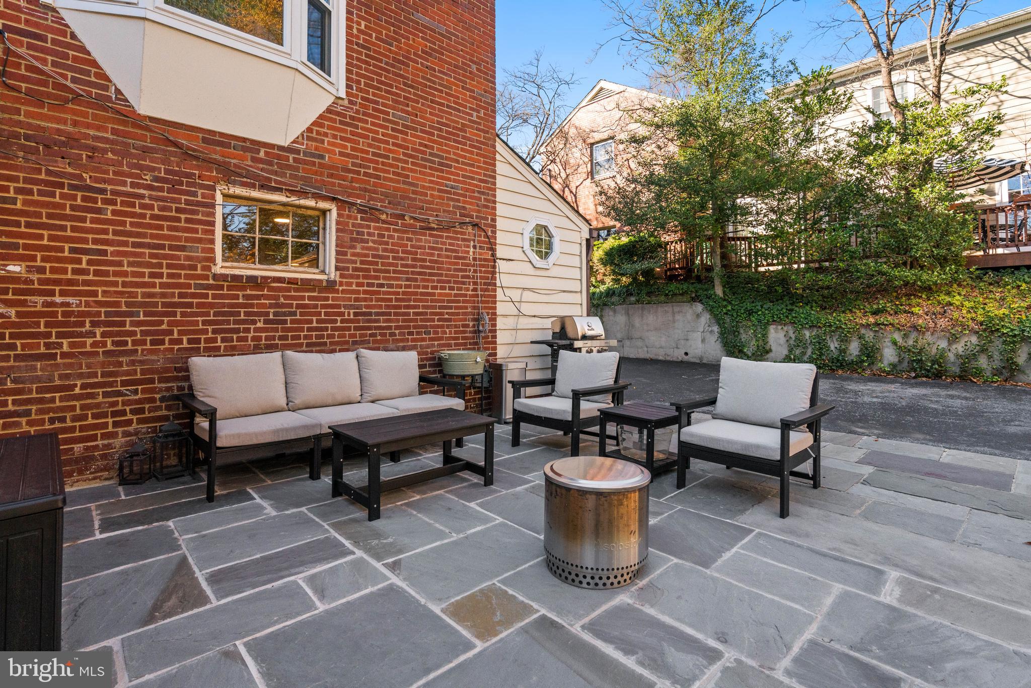 YORKTOWN VILLAGE - Residential