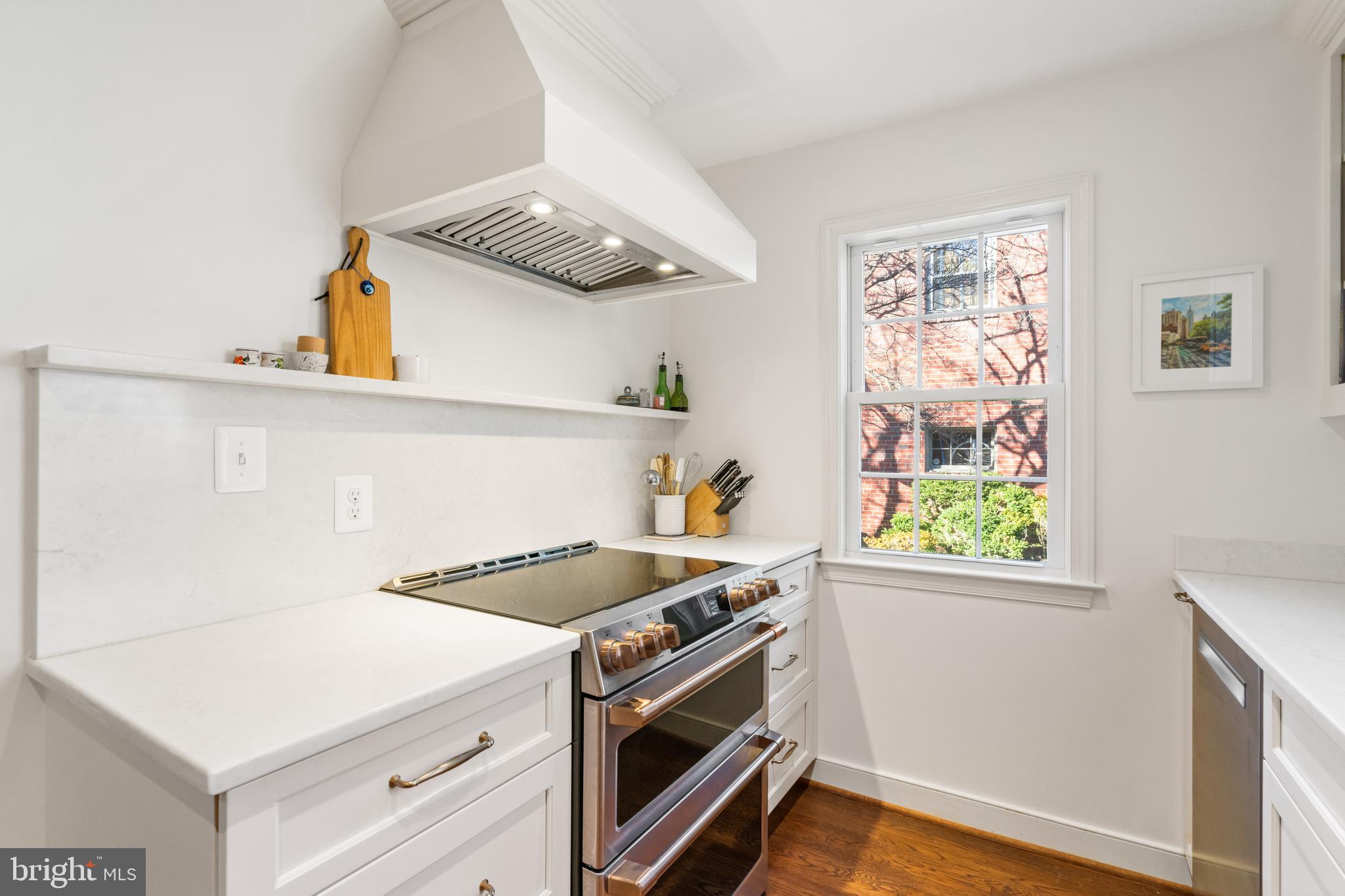 YORKTOWN VILLAGE - Residential