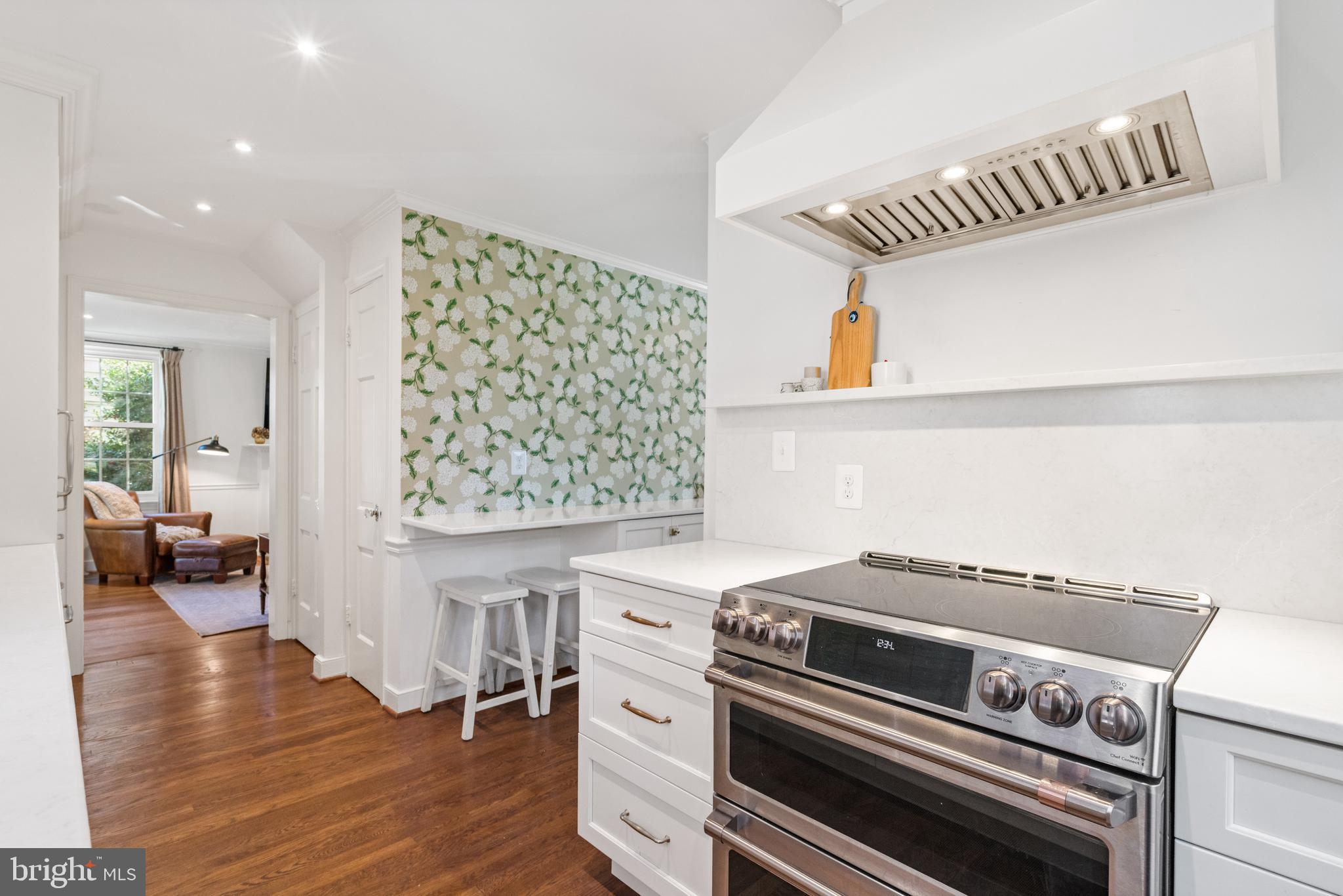 YORKTOWN VILLAGE - Residential