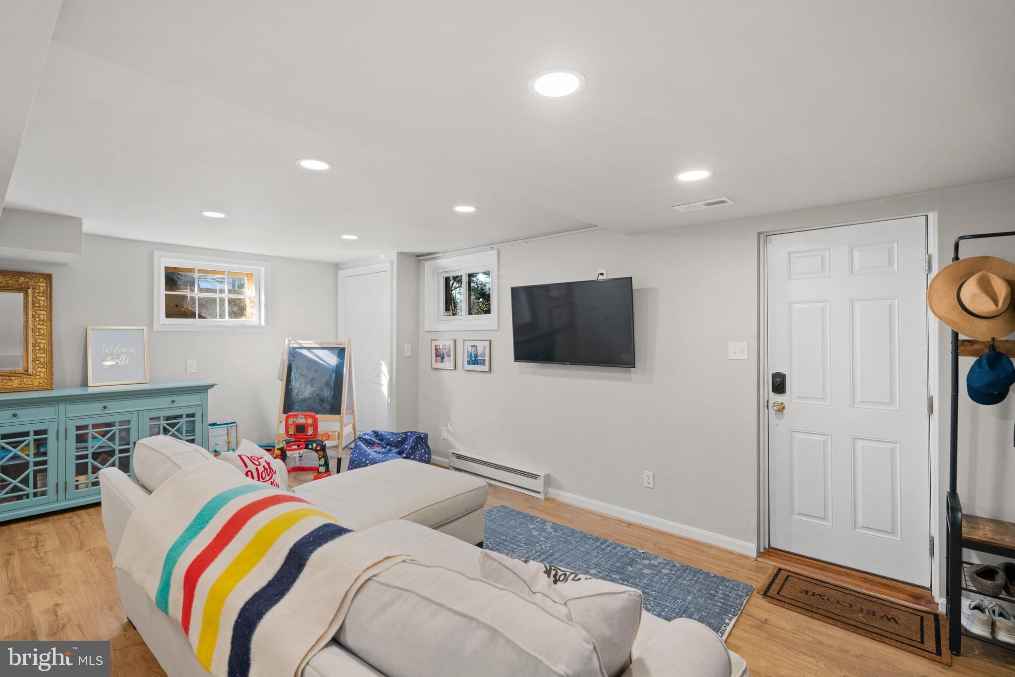 YORKTOWN VILLAGE - Residential