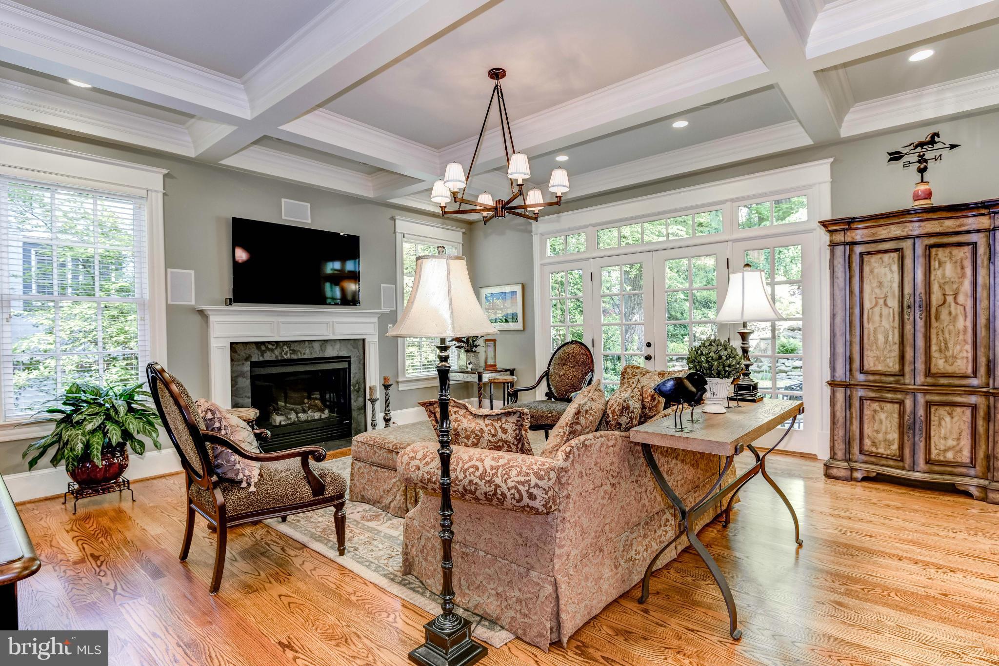 LEE HEIGHTS - Residential