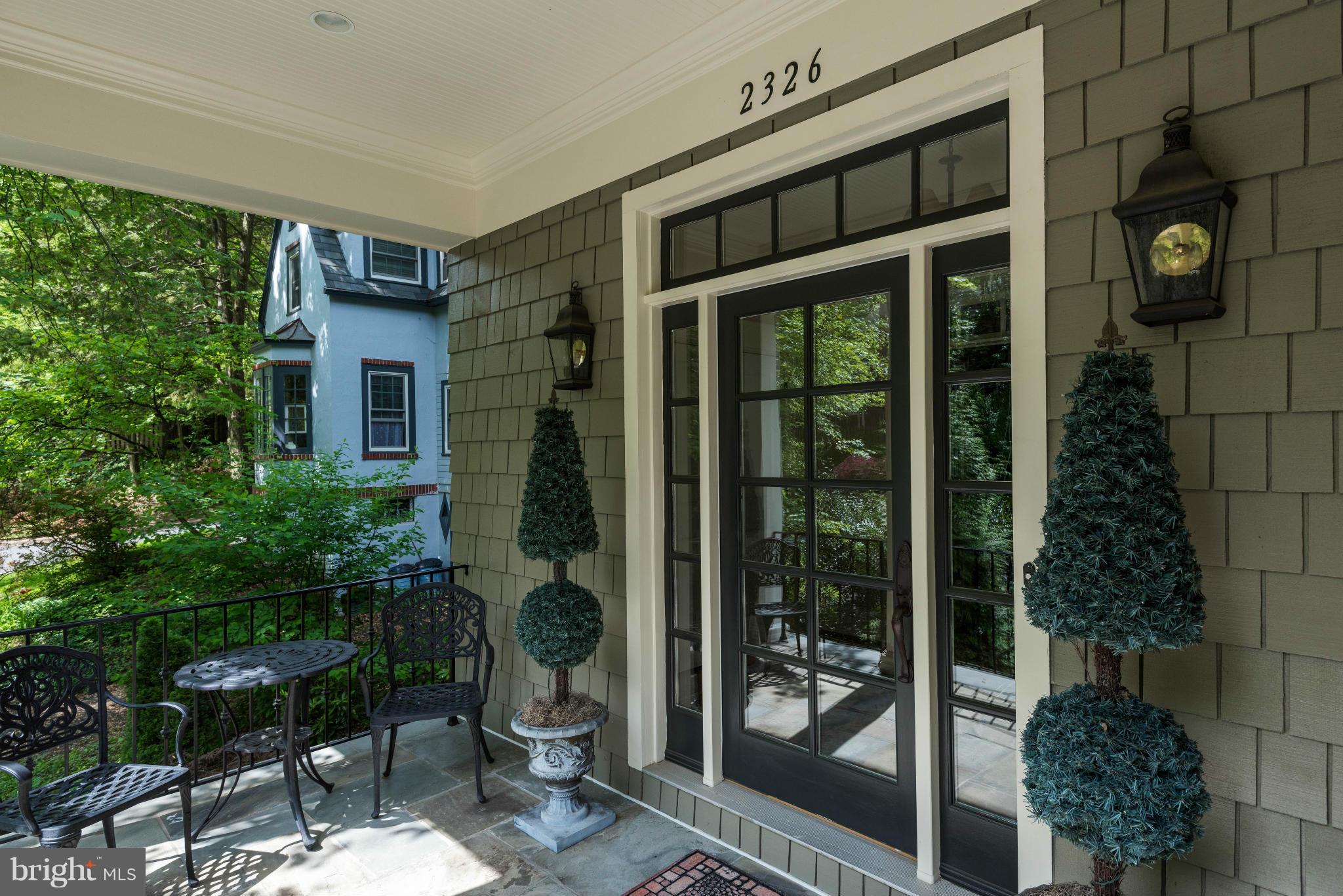 LEE HEIGHTS - Residential